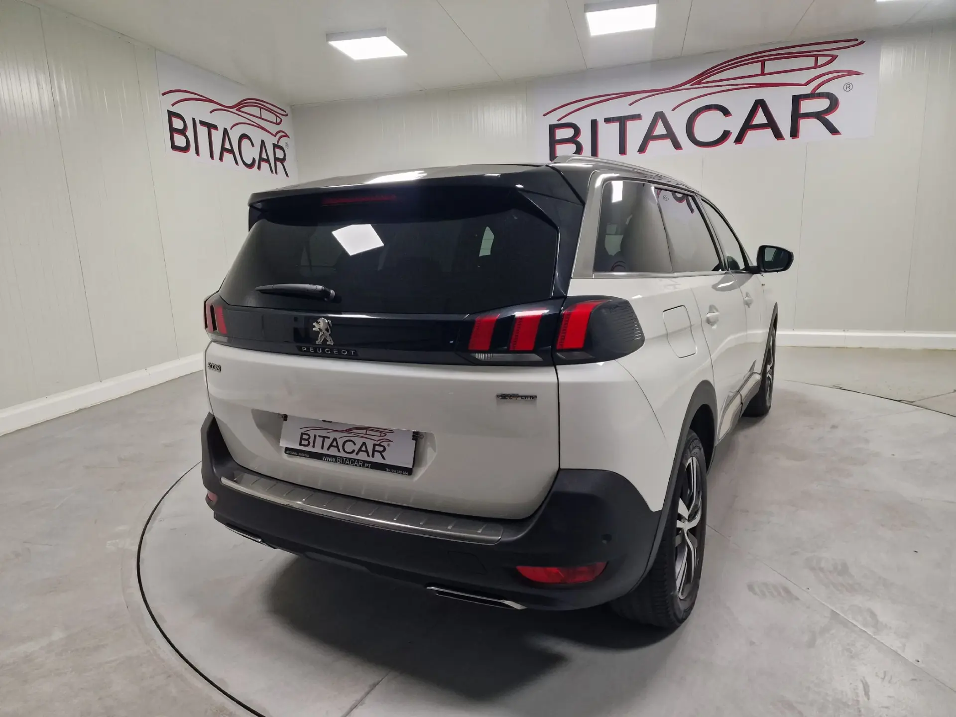 Peugeot 5008 1.6 BLUEHDI 120CV GTLINE TETO DE ABRIR 33