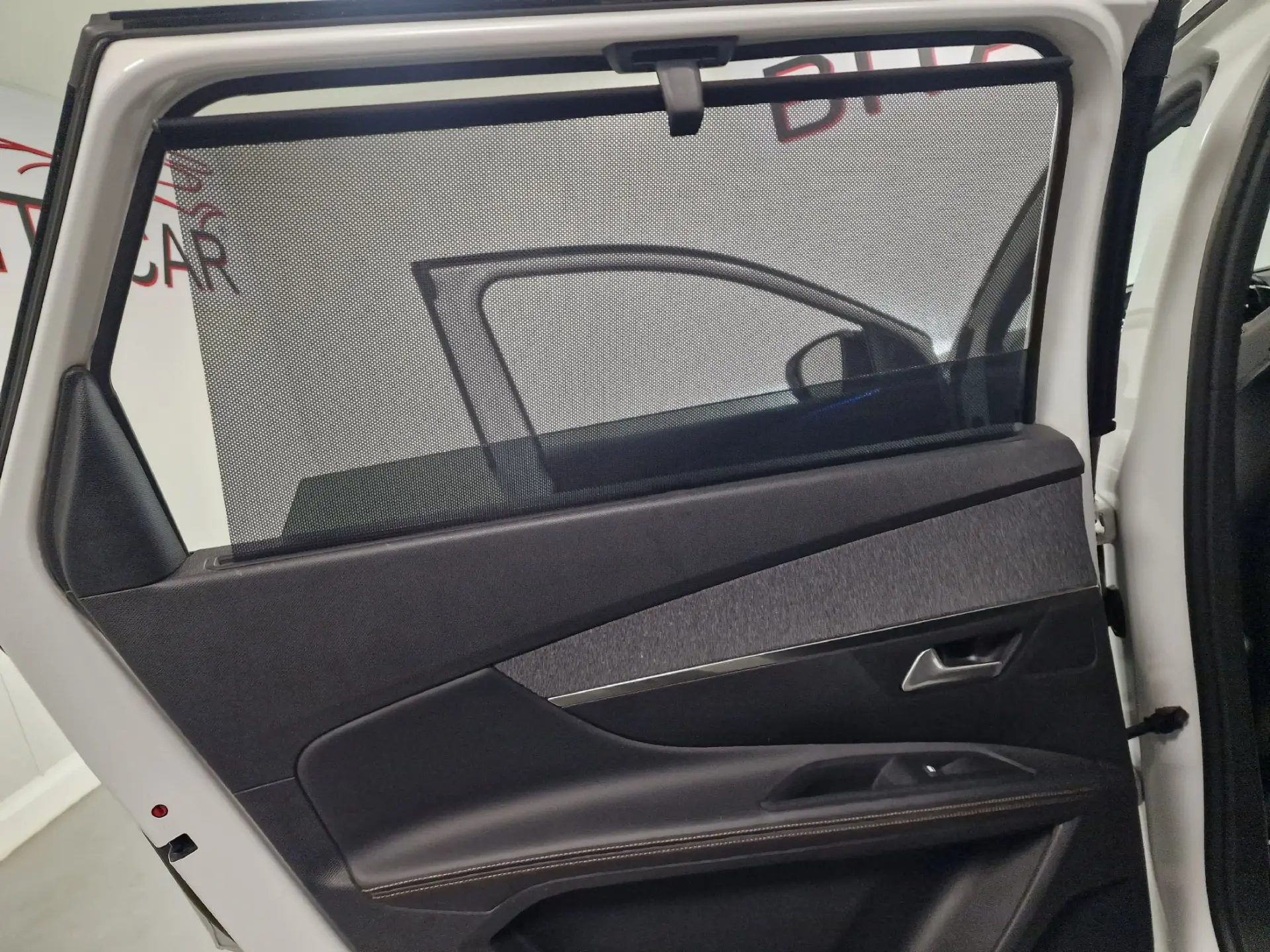 Peugeot 5008 1.6 BLUEHDI 120CV GTLINE TETO DE ABRIR 46