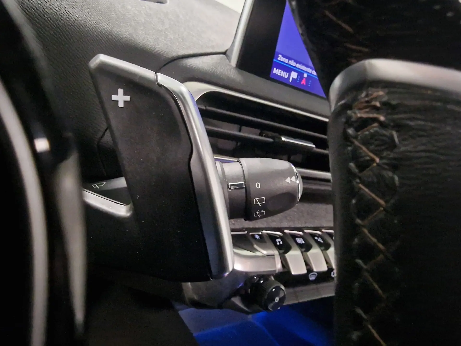 Peugeot 5008 1.6 BLUEHDI 120CV GTLINE TETO DE ABRIR 85