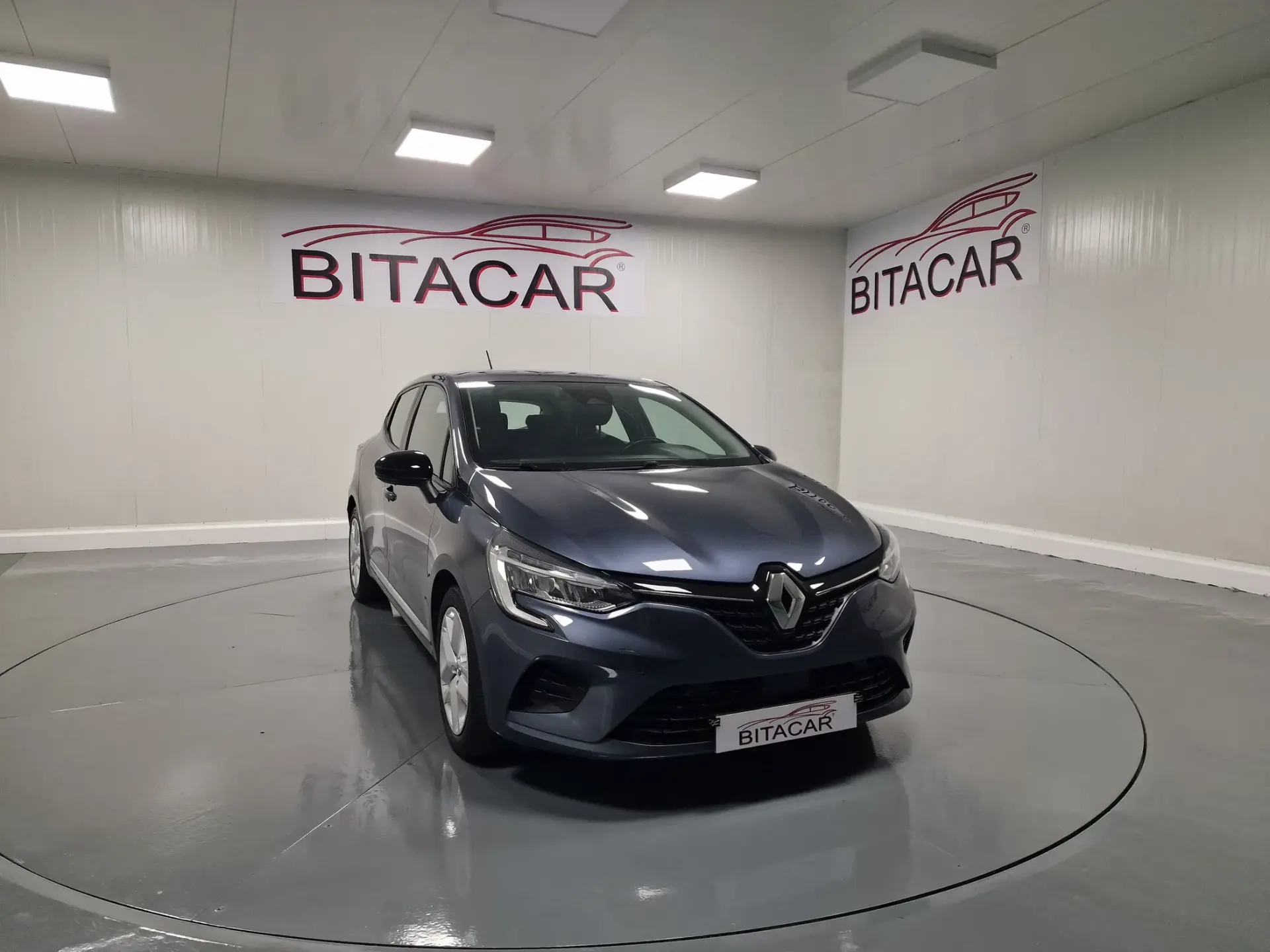 Renault Clio 1.5 Blue dCi Intens 2