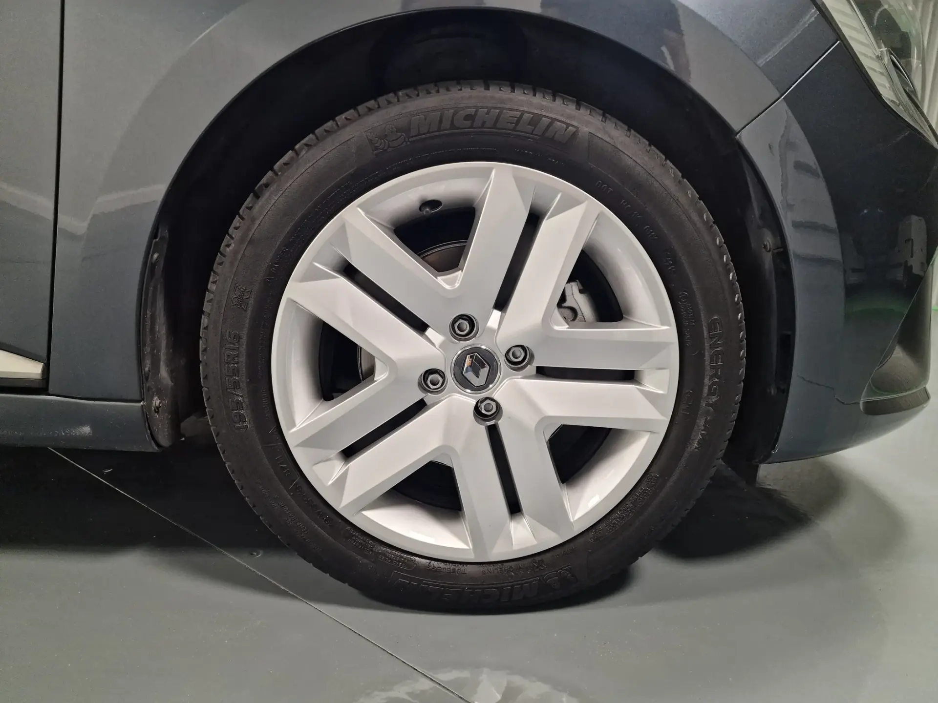 Renault Clio 1.5 Blue dCi Intens 3