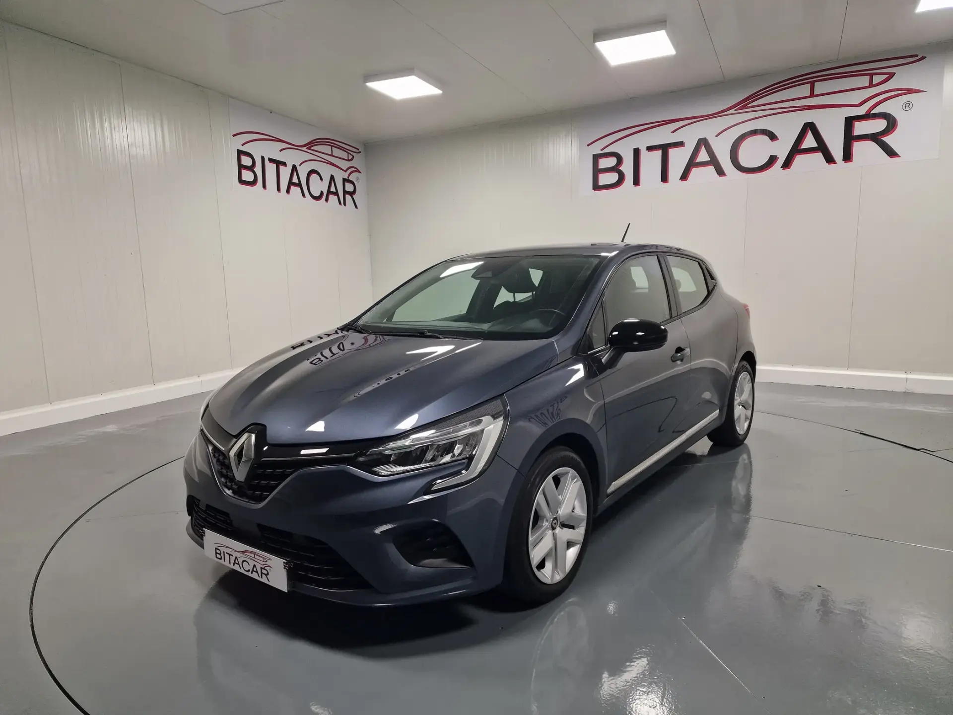 Renault Clio 1.5 Blue dCi Intens 8