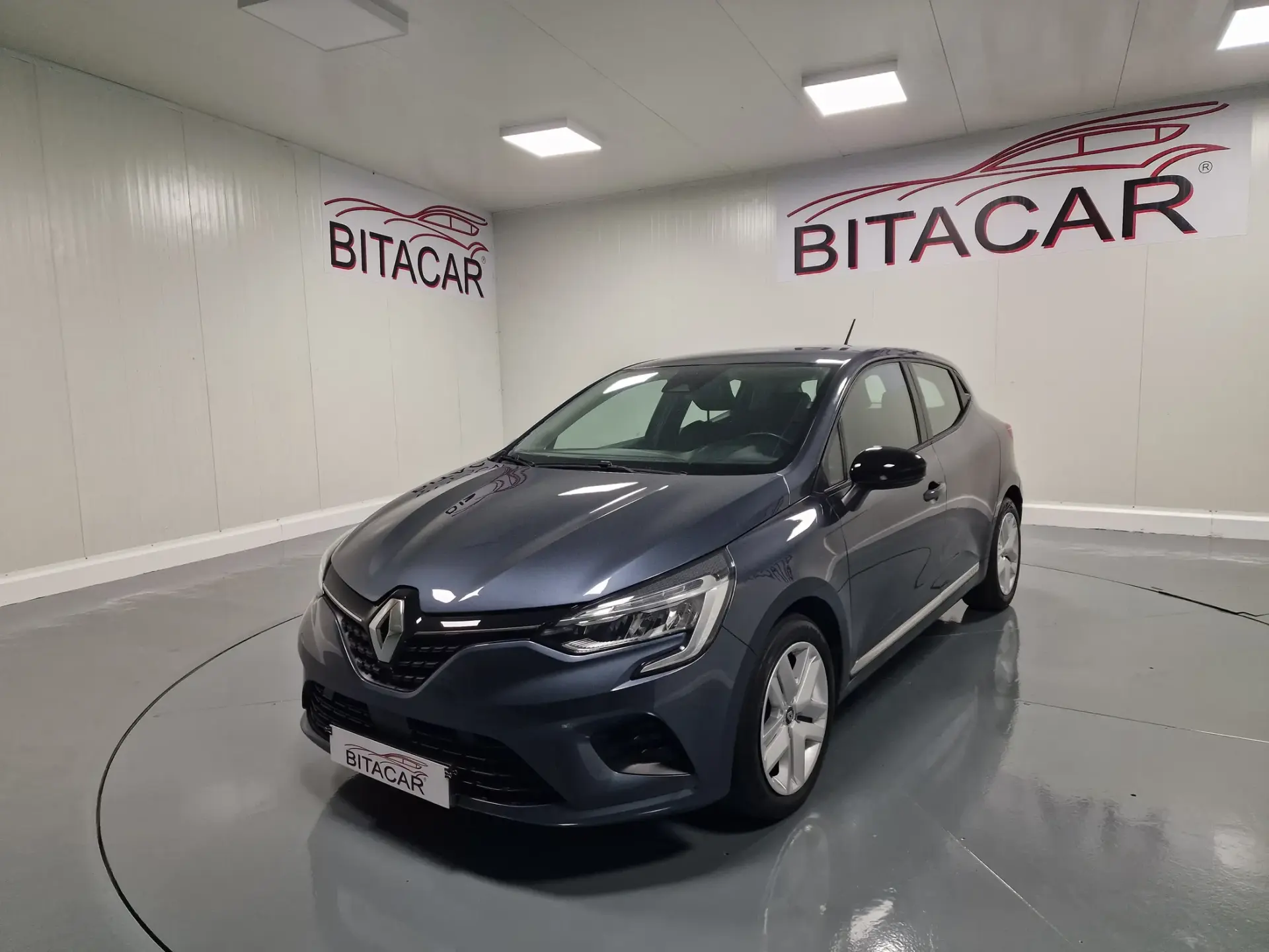 Renault Clio 1.5 Blue dCi Intens 9