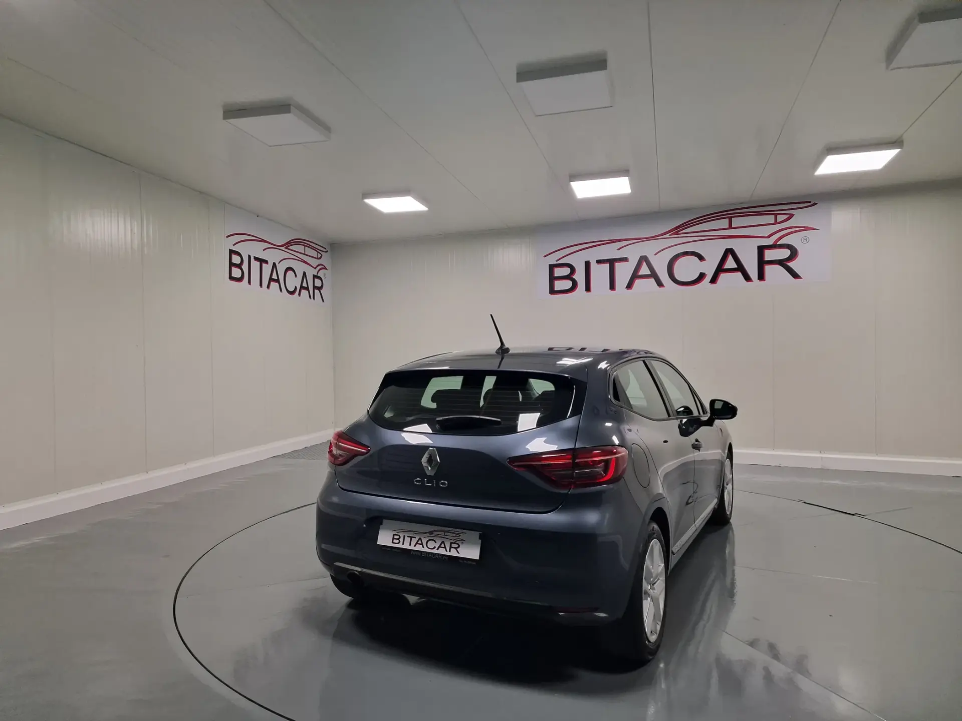 Renault Clio 1.5 Blue dCi Intens 11