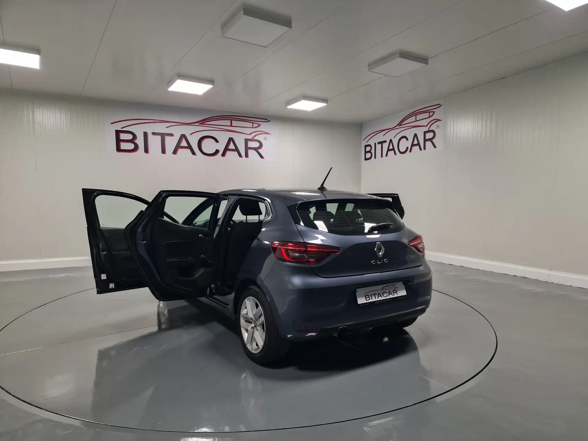 Renault Clio 1.5 Blue dCi Intens 19