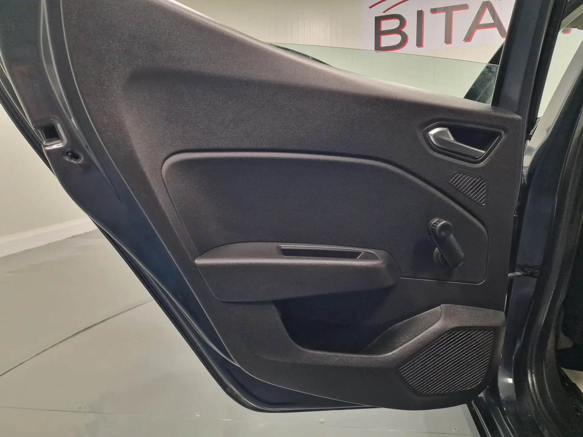 Renault Clio 1.5 Blue dCi Intens 27