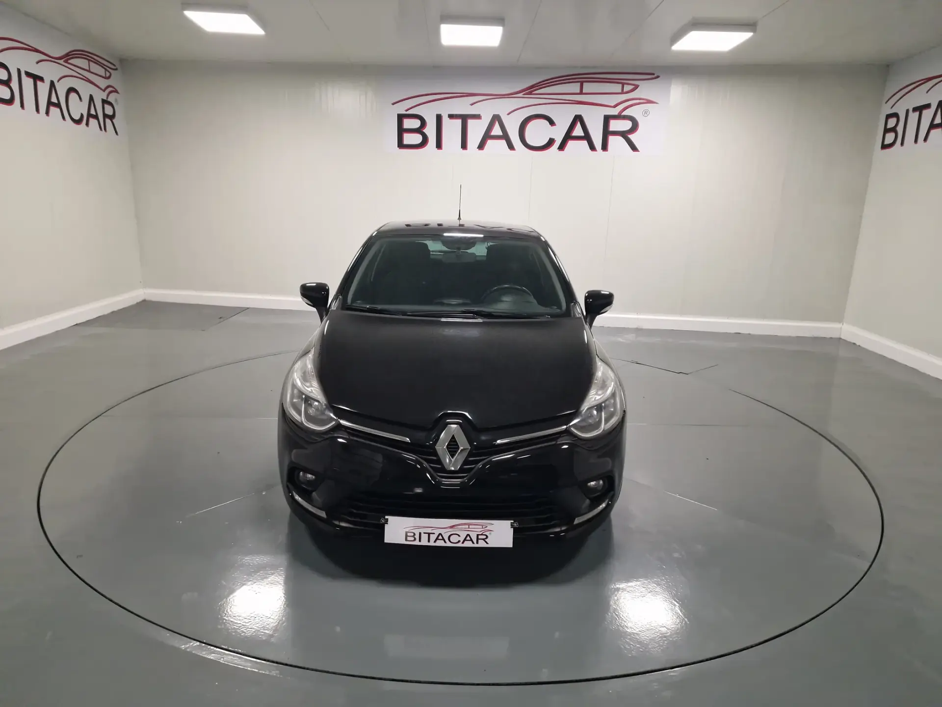 Renault Clio 1.5 DCI LIMITED GPS 8