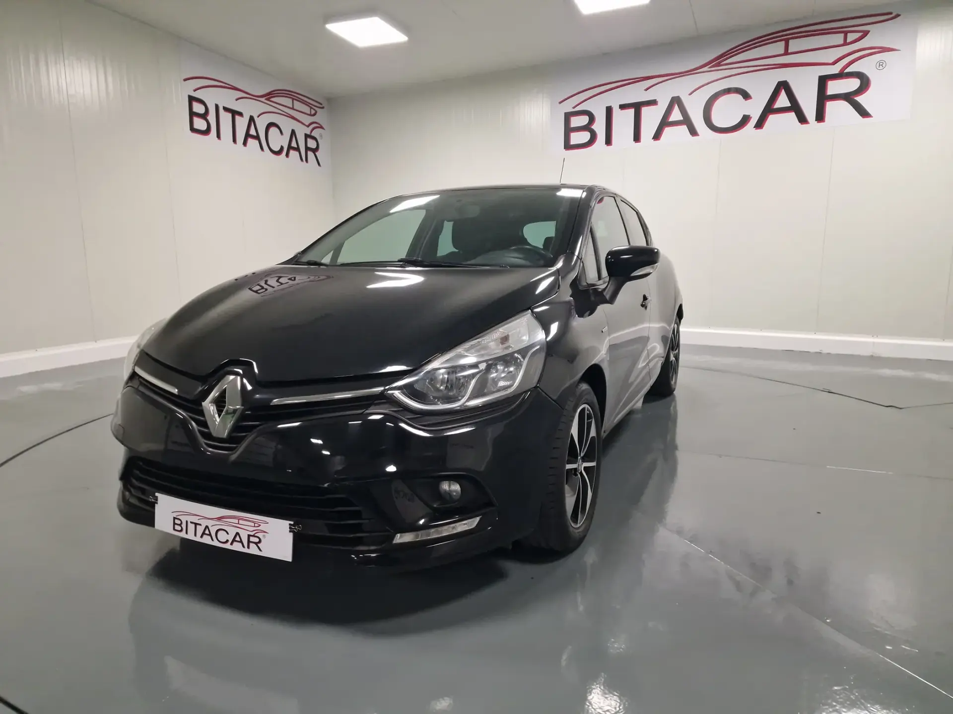 Renault Clio 1.5 DCI LIMITED GPS 14