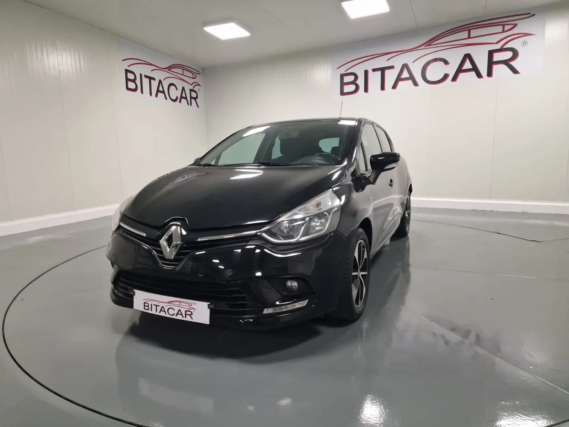 Renault Clio 1.5 DCI LIMITED GPS 15
