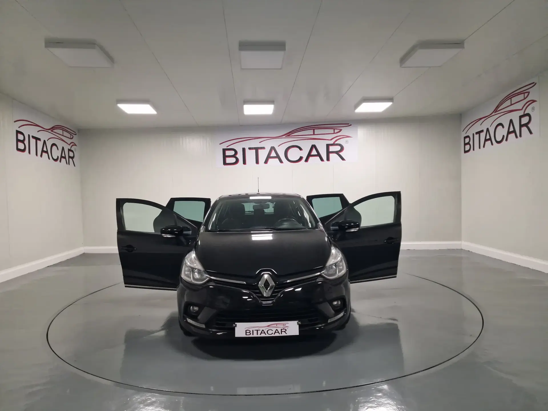 Renault Clio 1.5 DCI LIMITED GPS 42