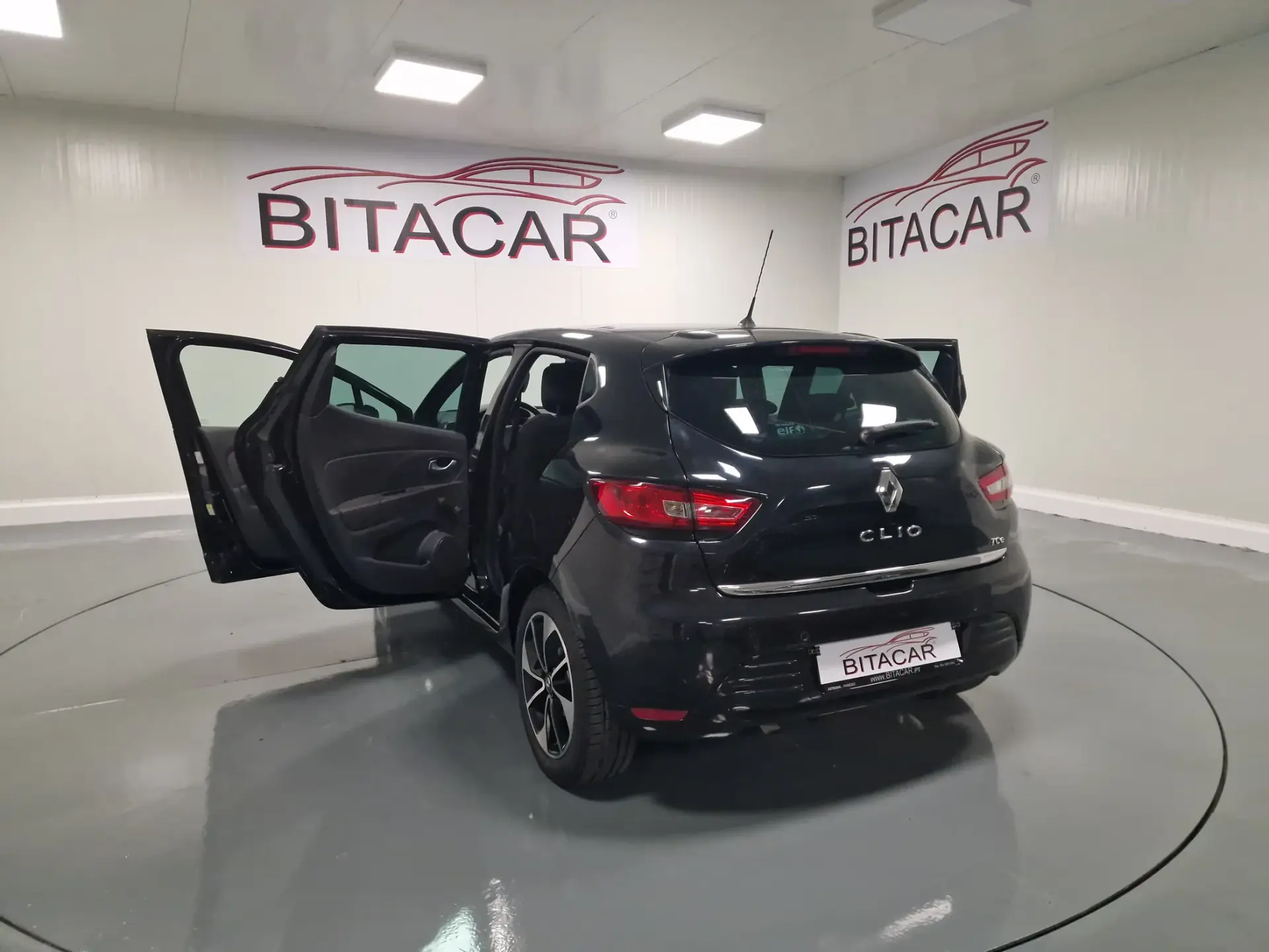 Renault Clio 1.5 DCI LIMITED GPS 48