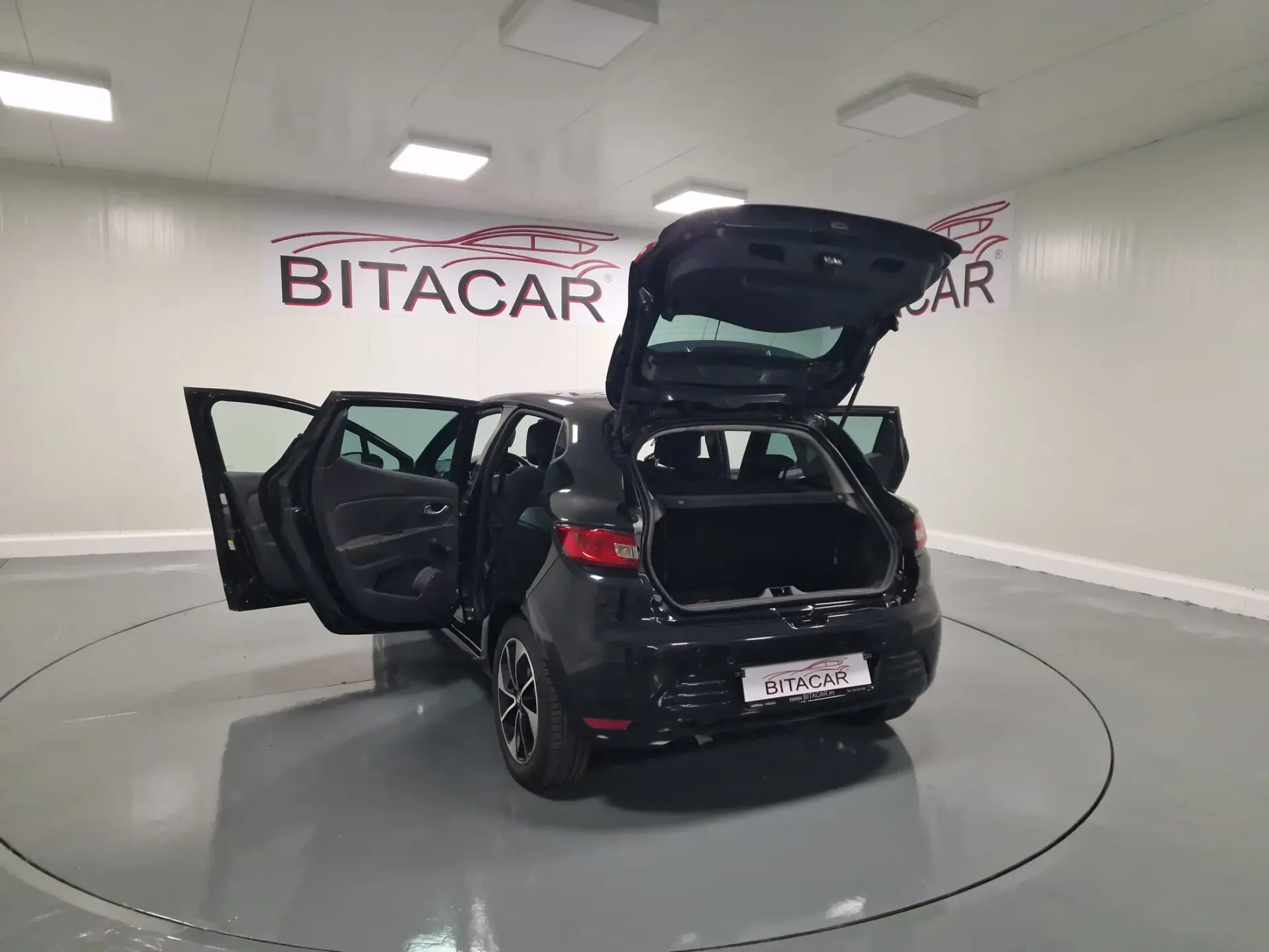 Renault Clio 1.5 DCI LIMITED GPS 52