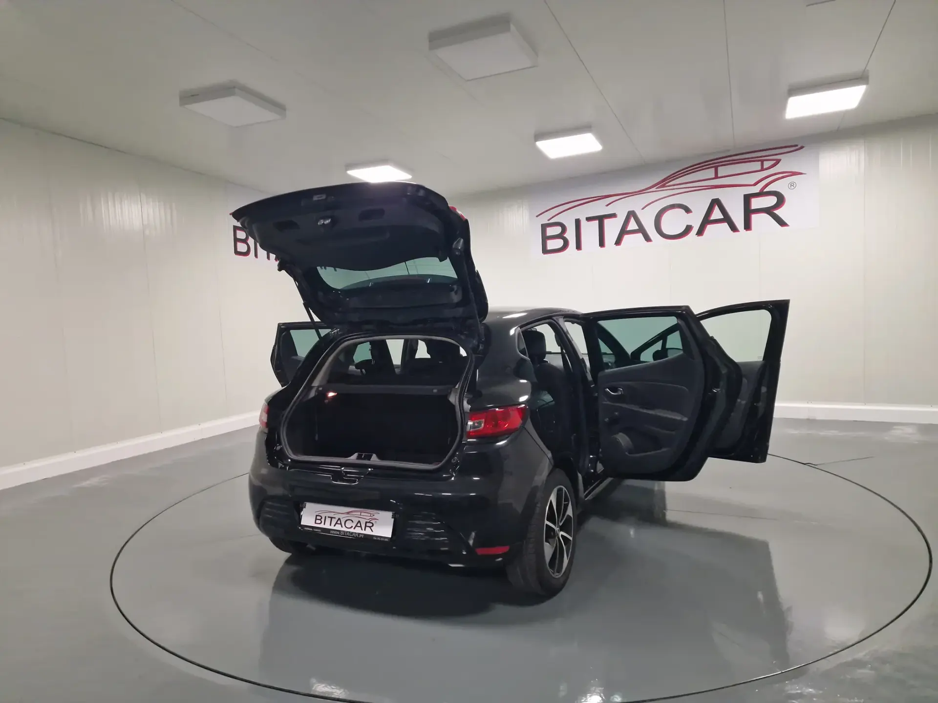 Renault Clio 1.5 DCI LIMITED GPS 54