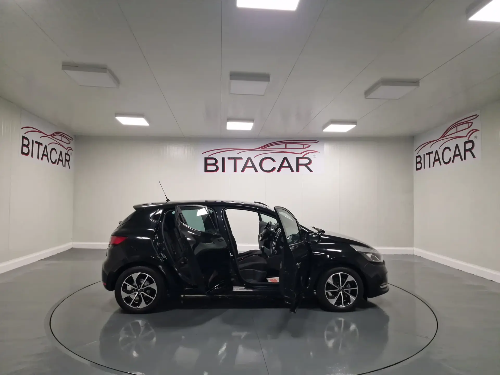 Renault Clio 1.5 DCI LIMITED GPS 55