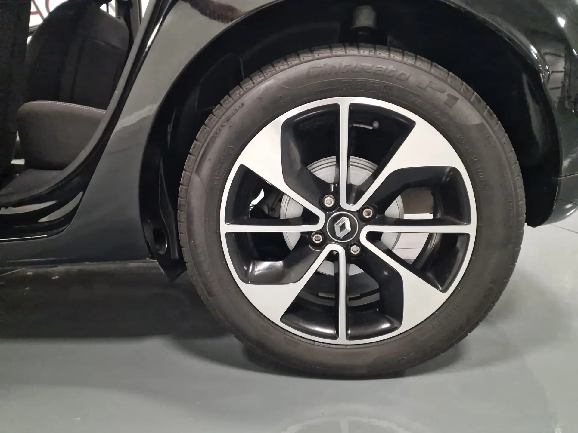 Renault Clio 1.5 DCI LIMITED GPS 56