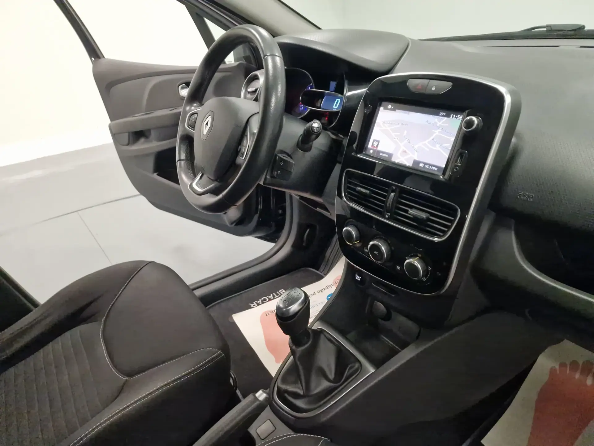 Renault Clio 1.5 DCI LIMITED GPS 76