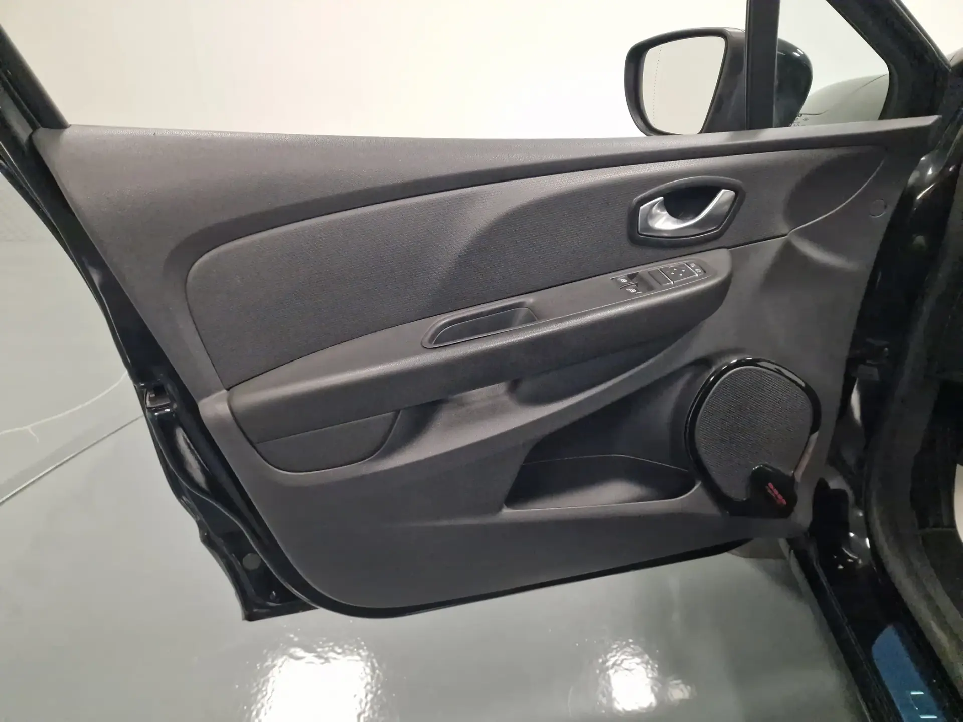 Renault Clio 1.5 DCI LIMITED GPS 80