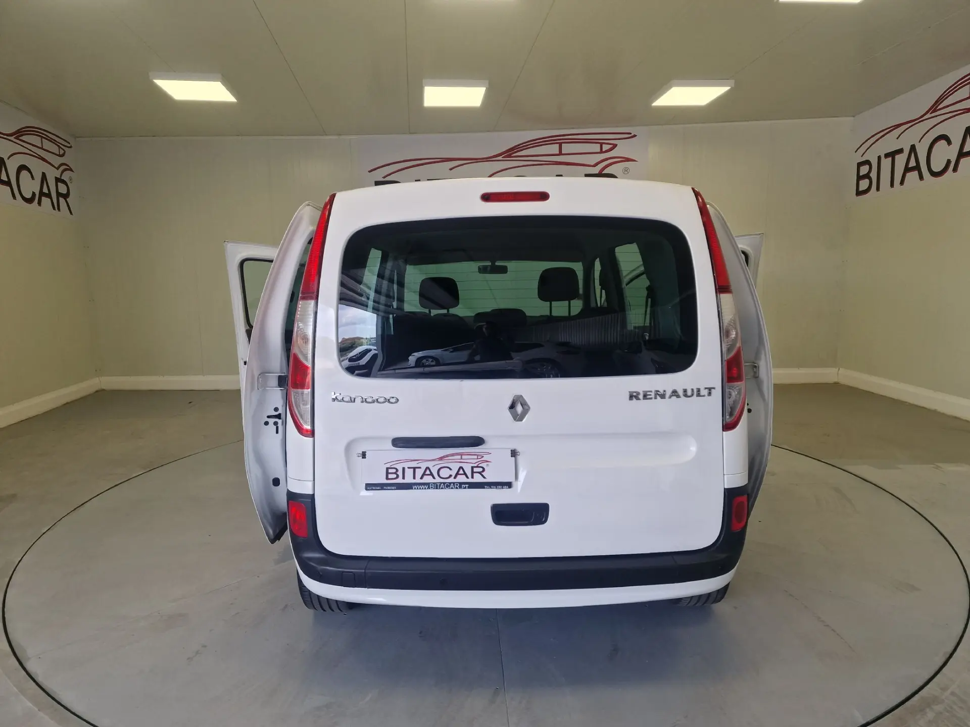 Renault Kangoo COMBI 1.5 DCI LUGARES 5 14
