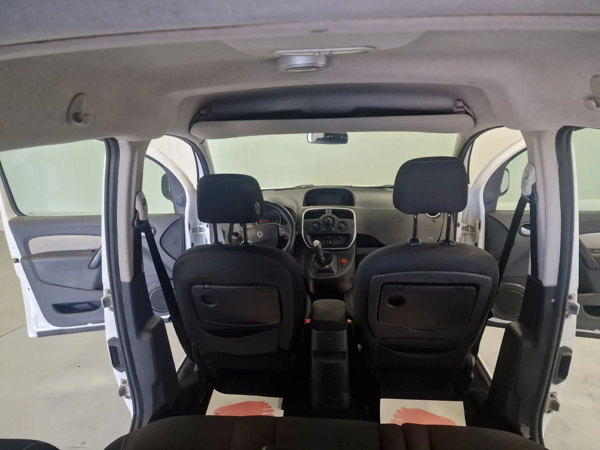 Renault Kangoo COMBI 1.5 DCI LUGARES 5 20