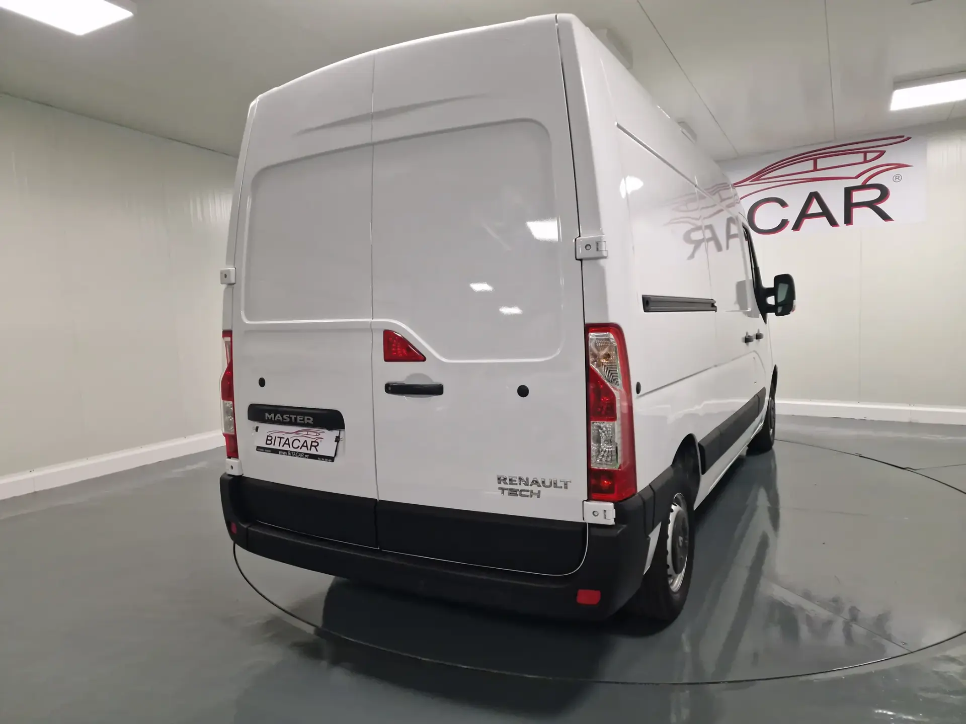 Renault Master L2H2 2.3 DCI 130CV GPS CAM TRASEIRA IVA DEDUTIVEL 34