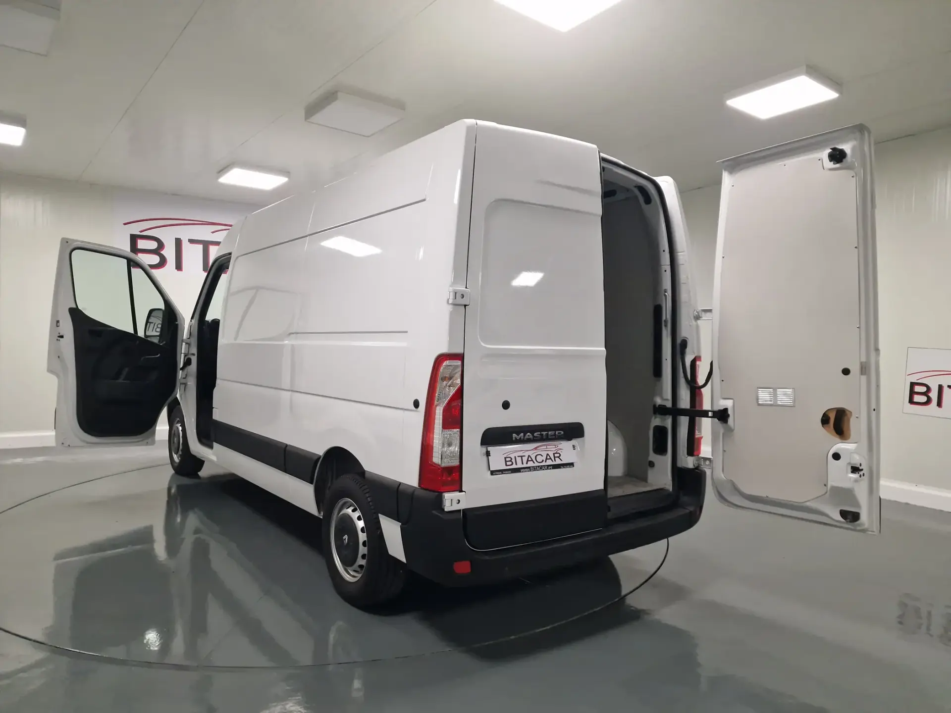Renault Master L2H2 2.3 DCI 130CV GPS CAM TRASEIRA IVA DEDUTIVEL 39