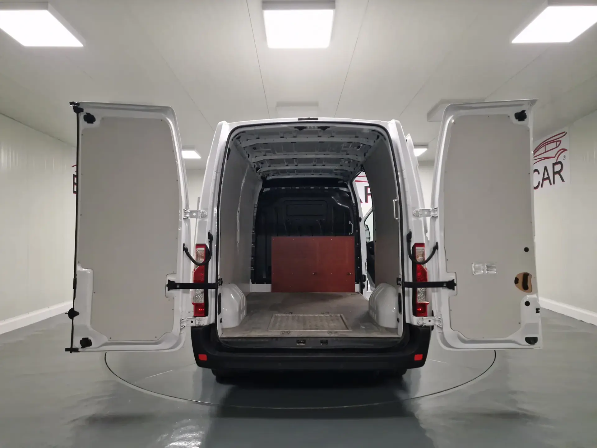 Renault Master L2H2 2.3 DCI 130CV GPS CAM TRASEIRA IVA DEDUTIVEL 43