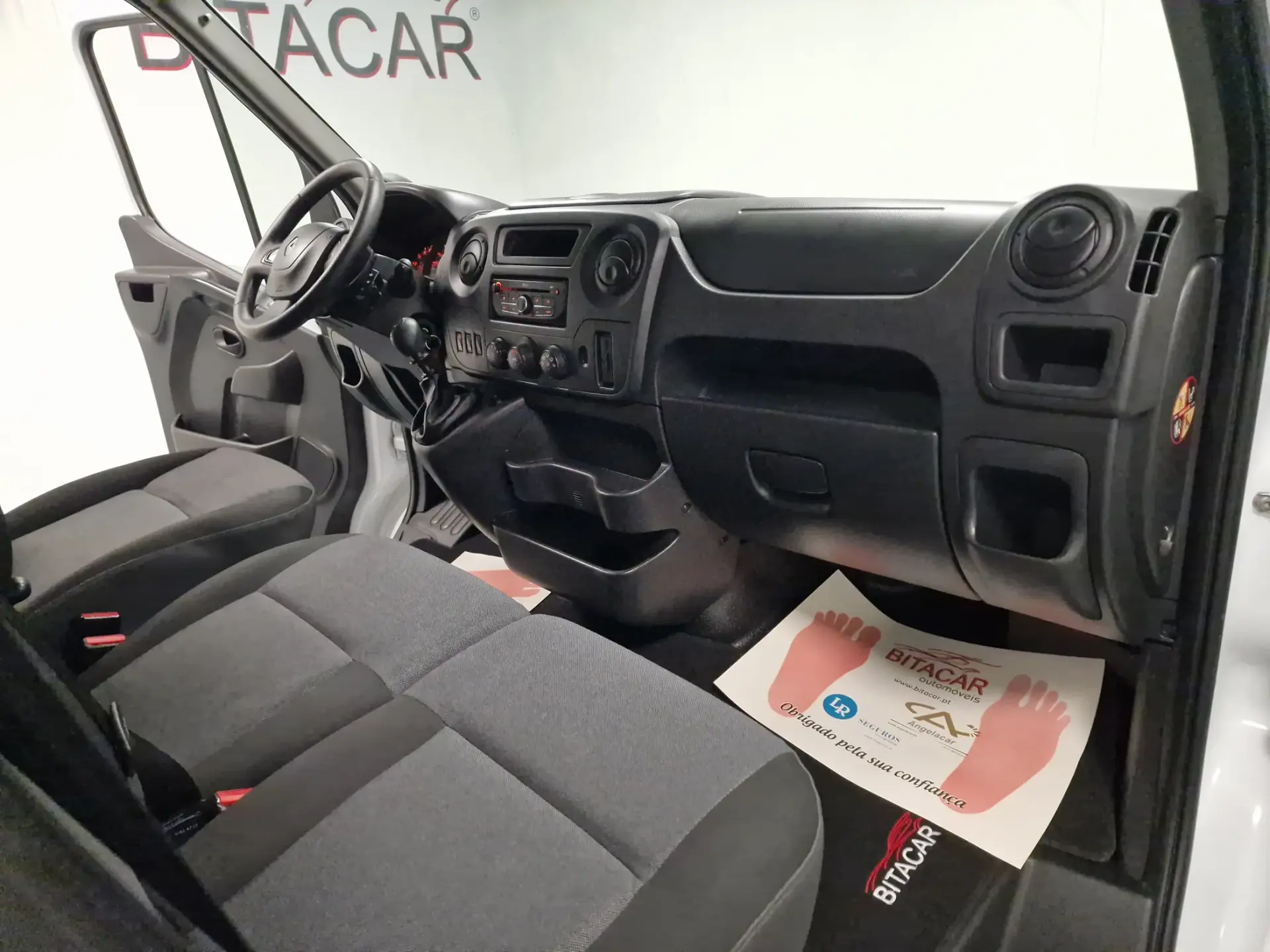 Renault Master L2H2 2.3 DCI 130CV GPS CAM TRASEIRA IVA DEDUTIVEL 51