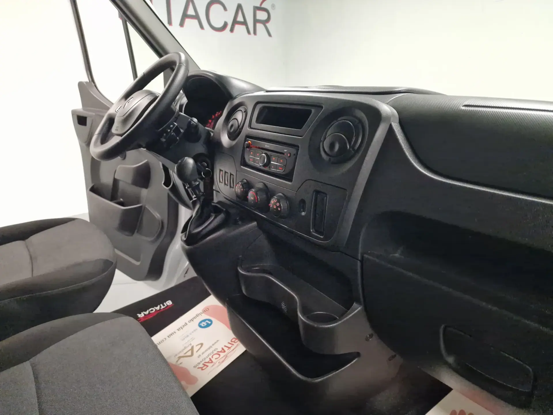 Renault Master L2H2 2.3 DCI 130CV GPS CAM TRASEIRA IVA DEDUTIVEL 52