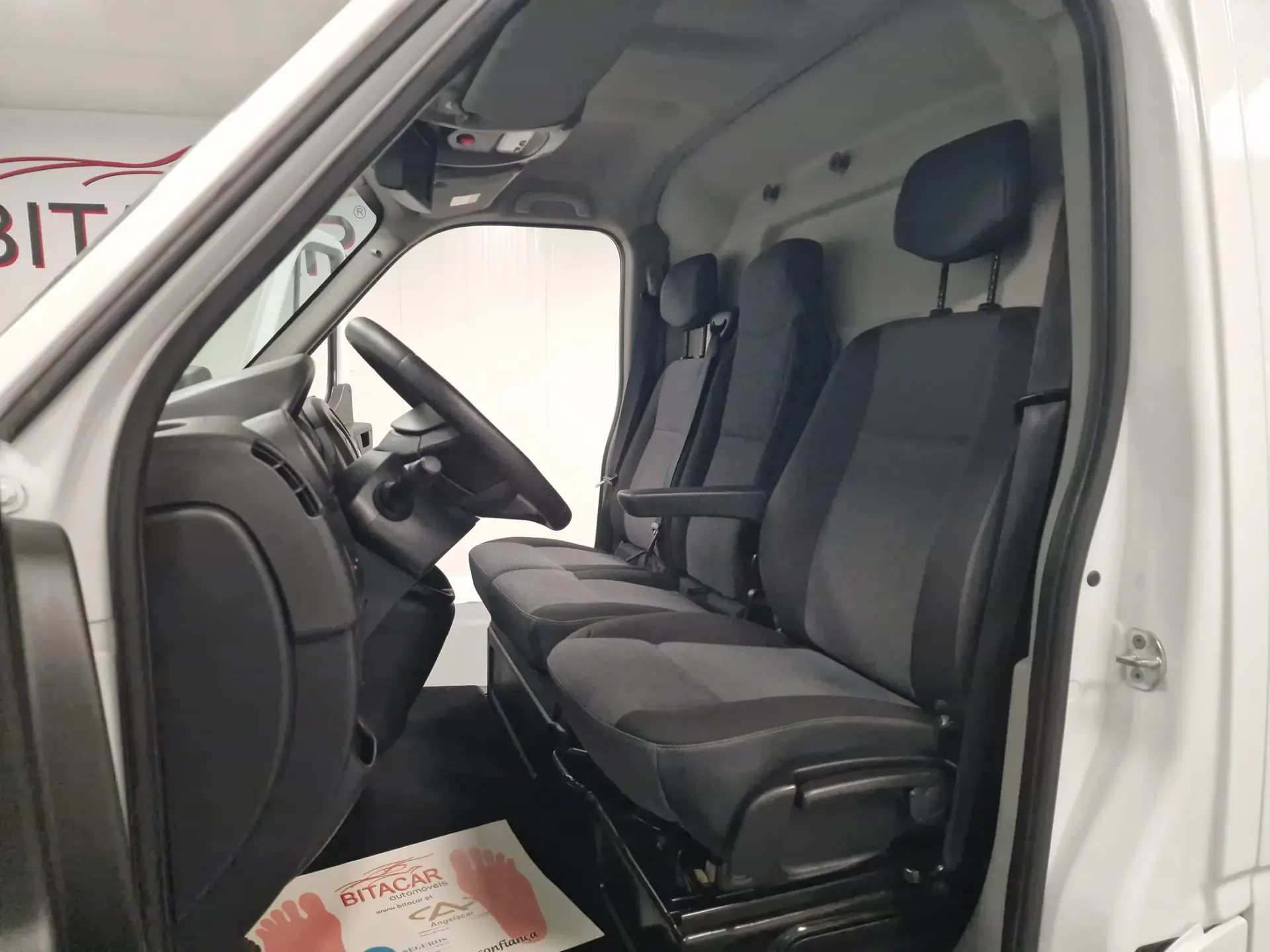 Renault Master L2H2 2.3 DCI 130CV GPS CAM TRASEIRA IVA DEDUTIVEL 63