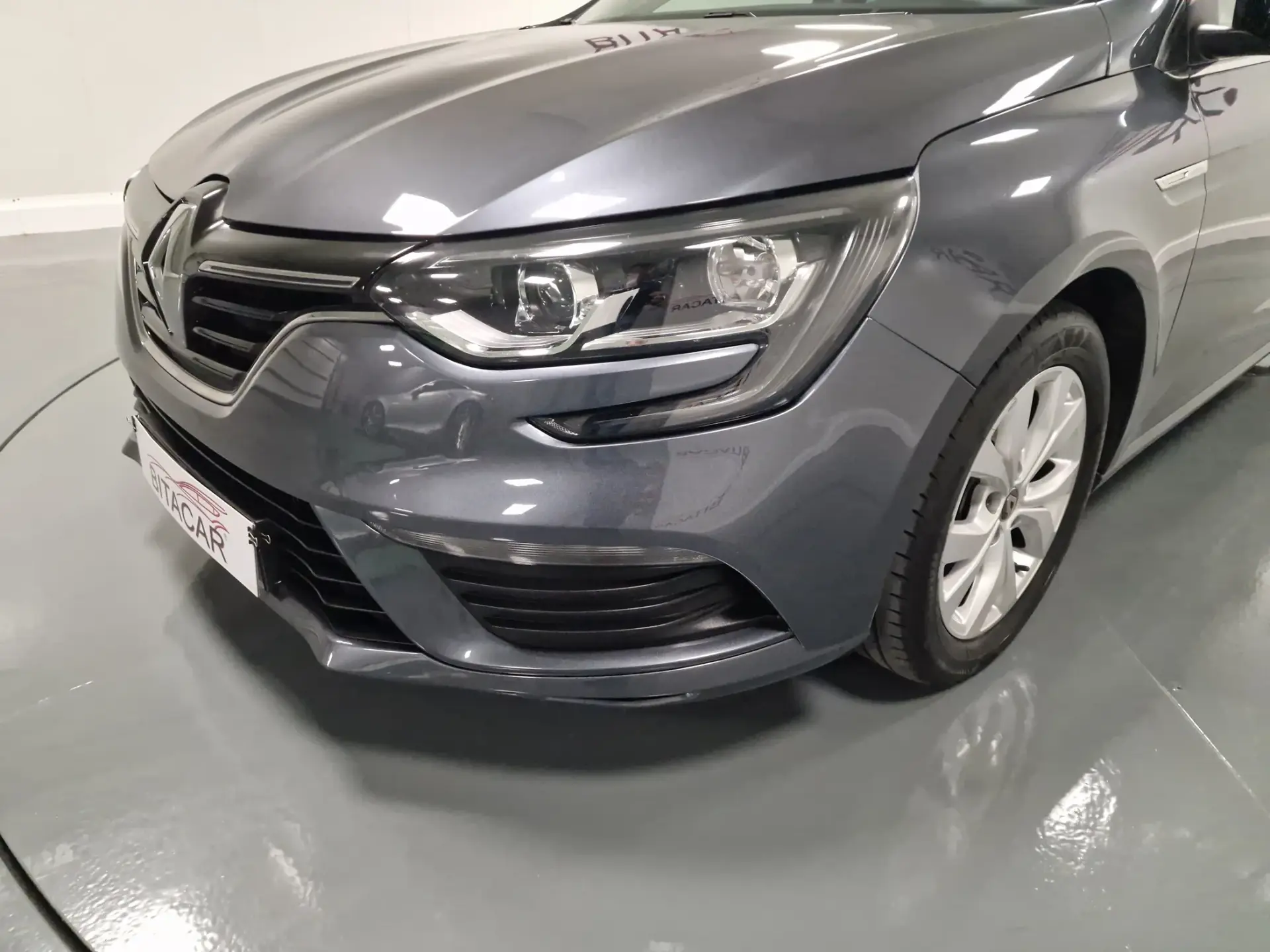 Renault Mégane 1.5 Blue dCi Limited 6