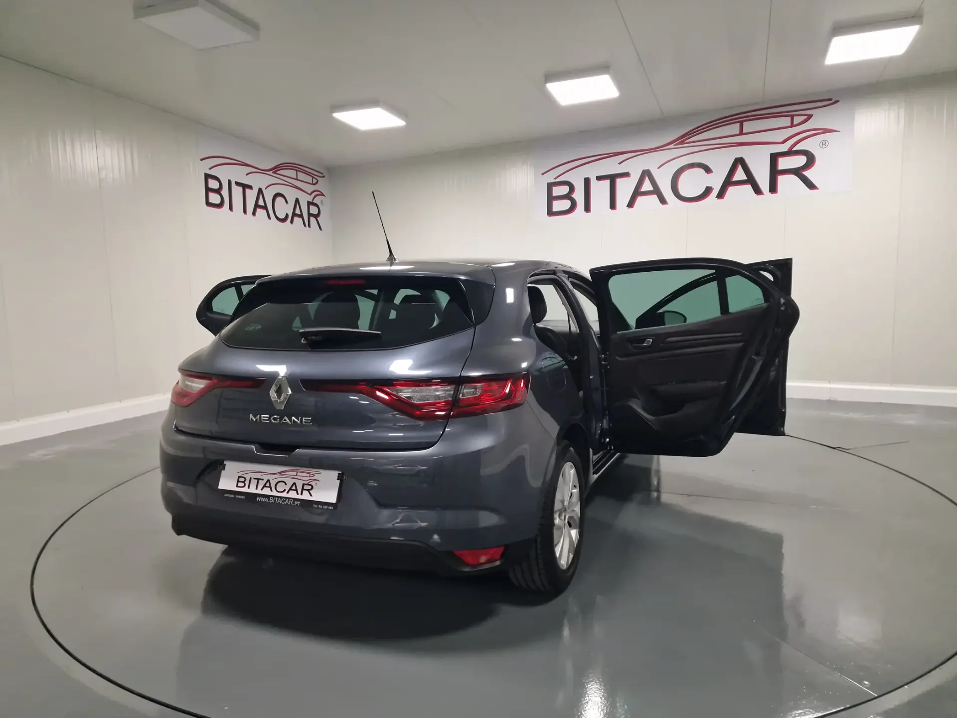 Renault Mégane 1.5 Blue dCi Limited 37