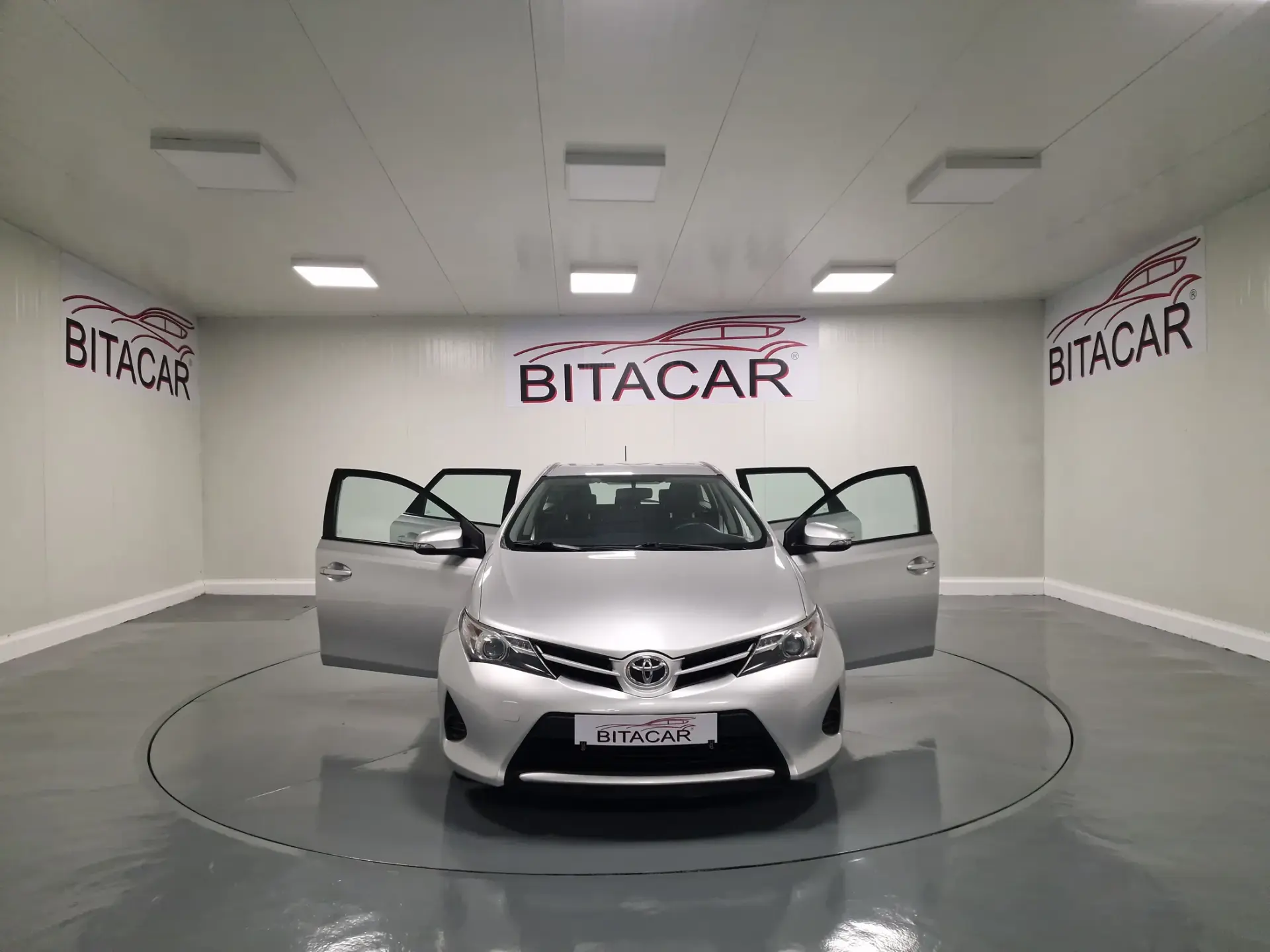 Toyota Auris Touring Sports 1.4 D-4D Active+AC 17