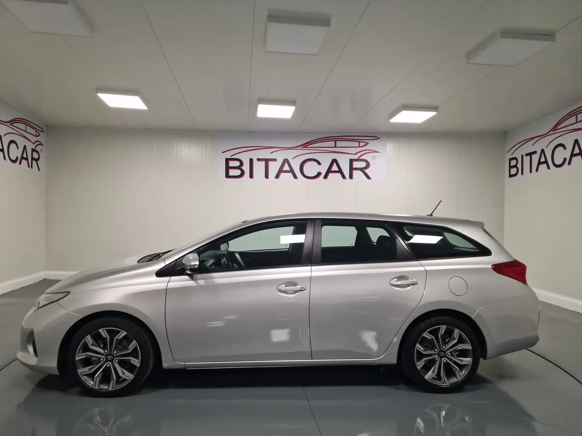 Toyota Auris Touring Sports 1.4 D-4D Active+AC 20