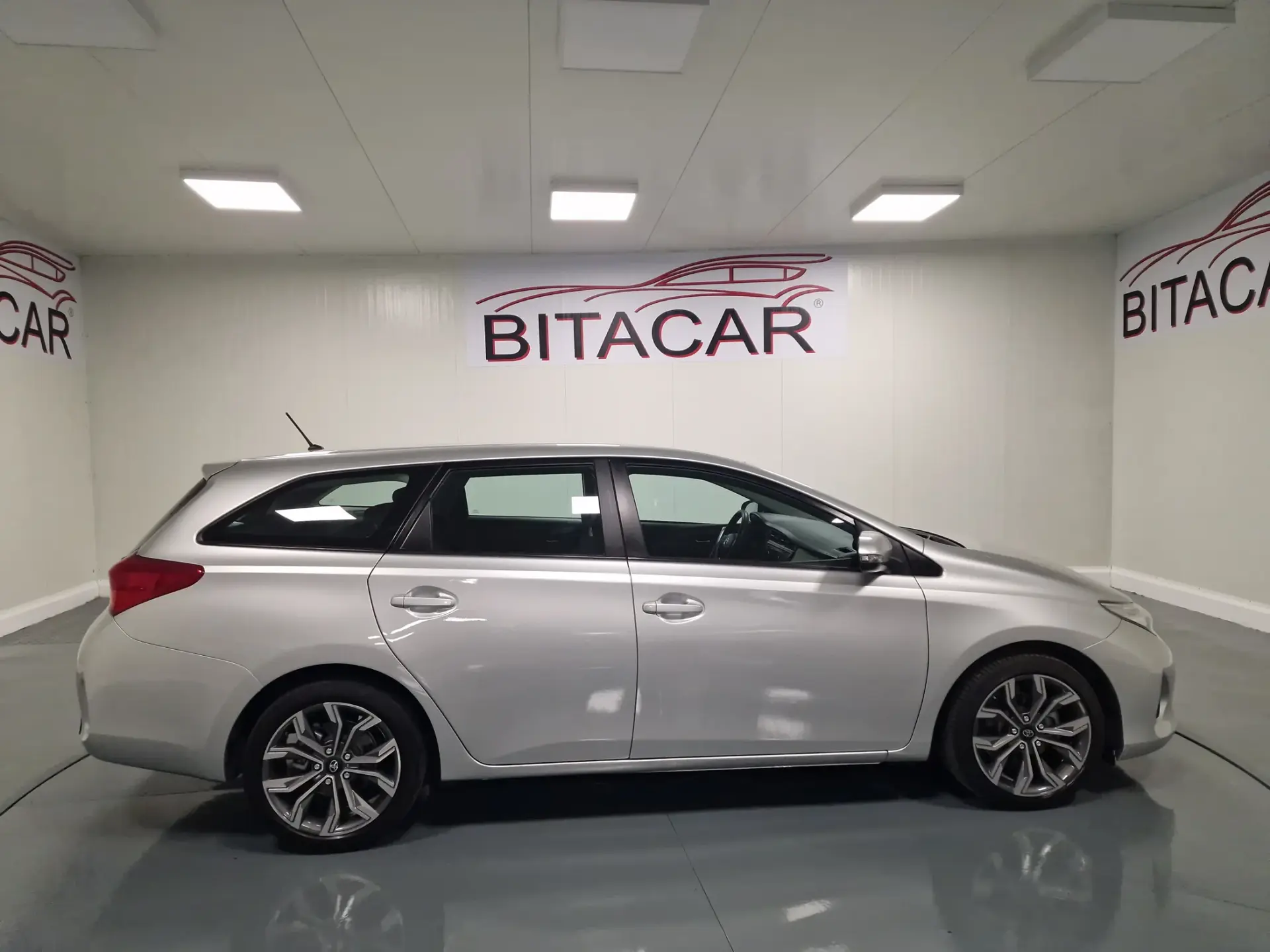 Toyota Auris Touring Sports 1.4 D-4D Active+AC 29