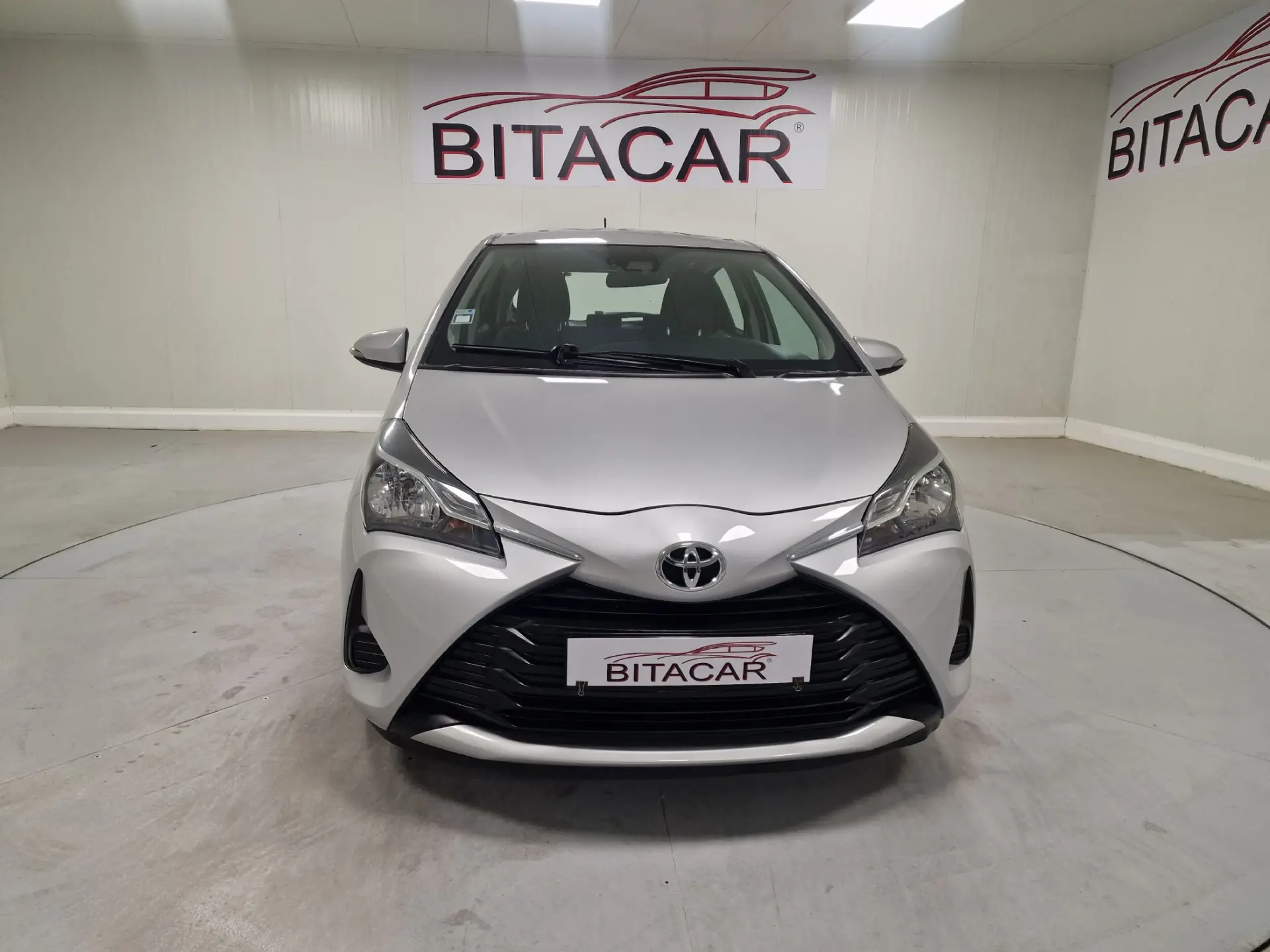 Toyota Yaris 1.0 VVT-i Active+AC 7