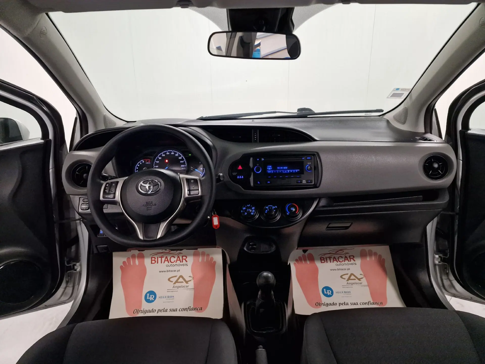 Toyota Yaris 1.0 VVT-i Active+AC 74