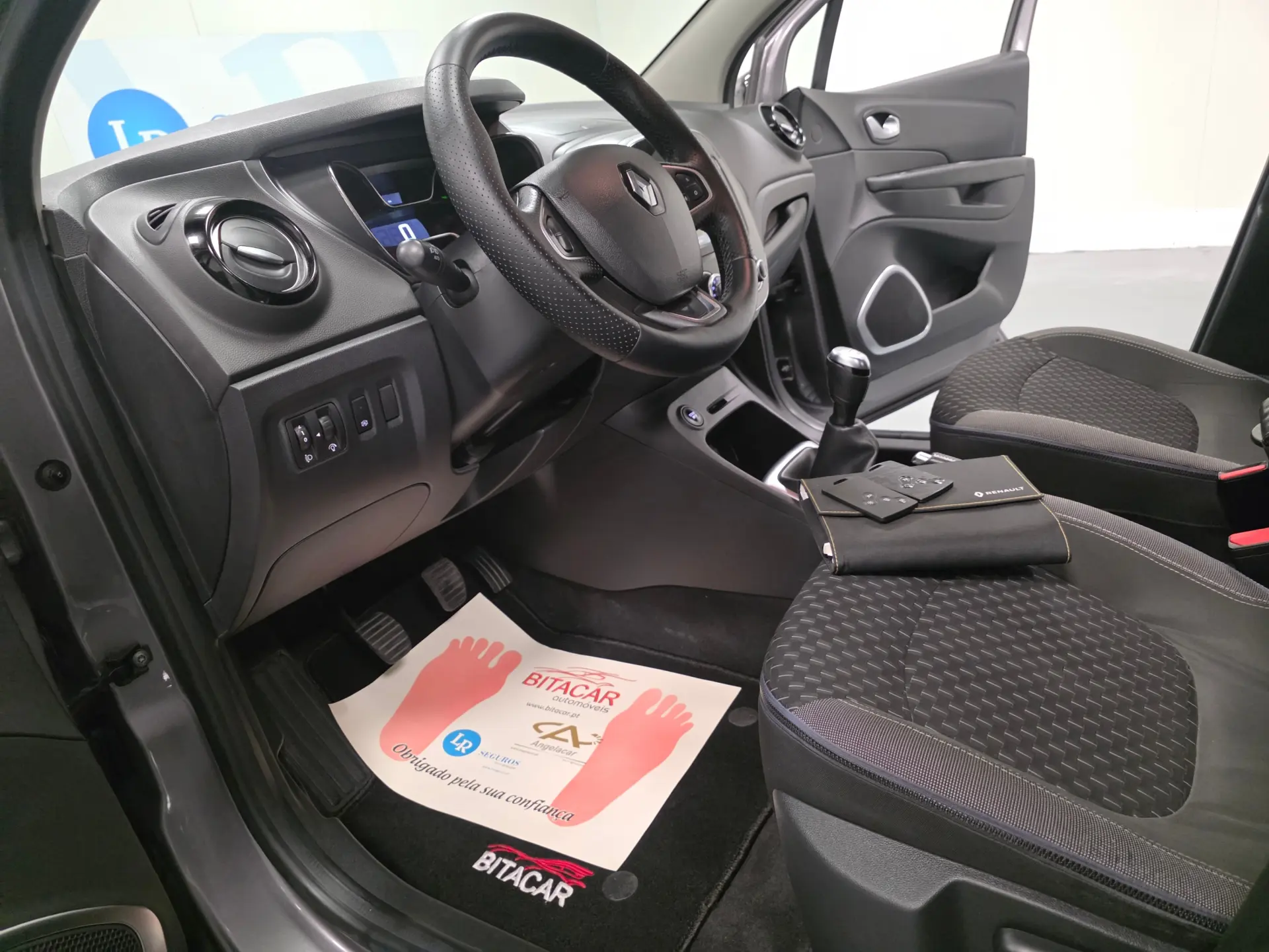 Renault Captur 1.5 DCI EXCLUSIVE 100