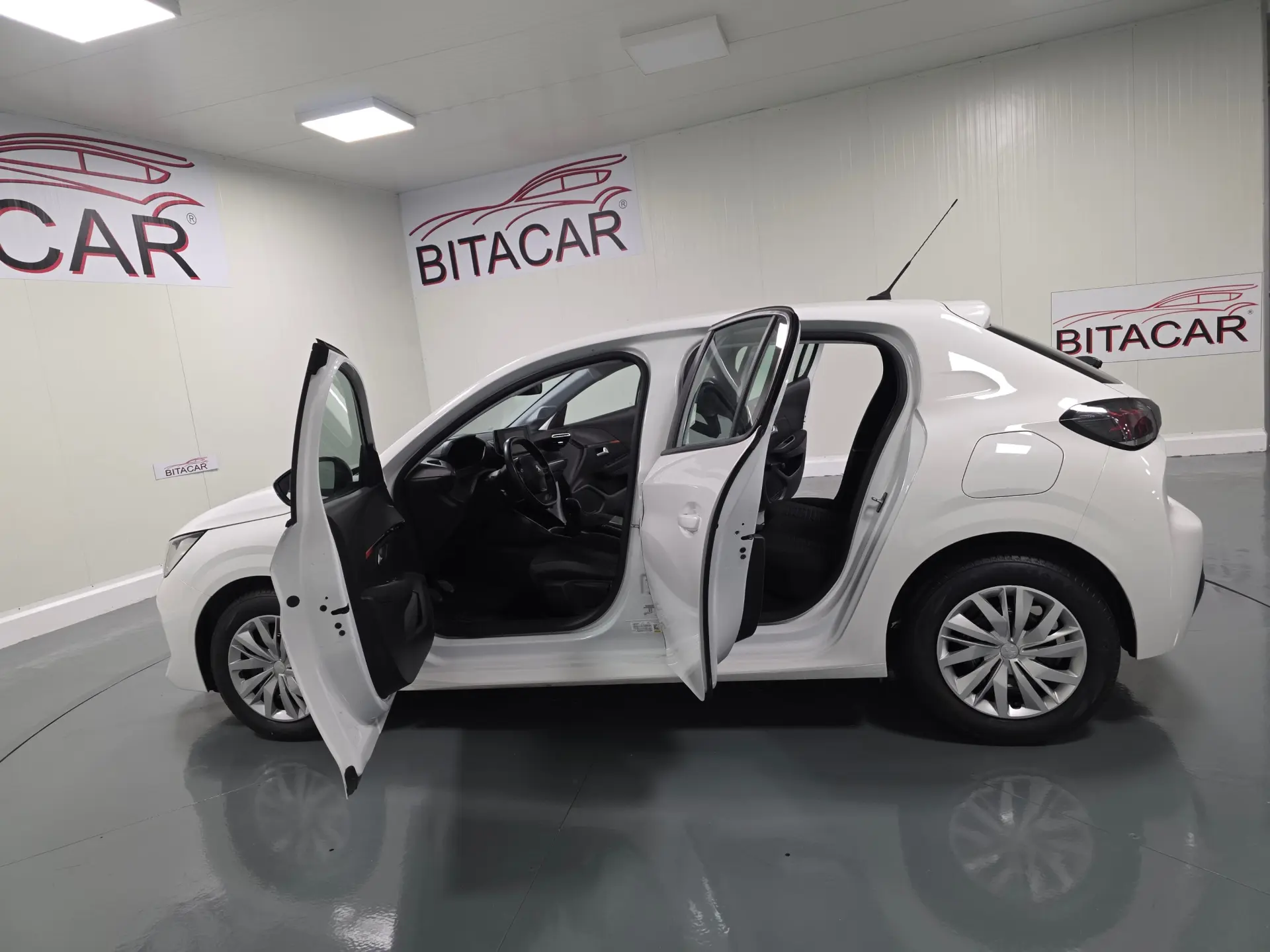 Peugeot 208 1.2 ACTIVE 59