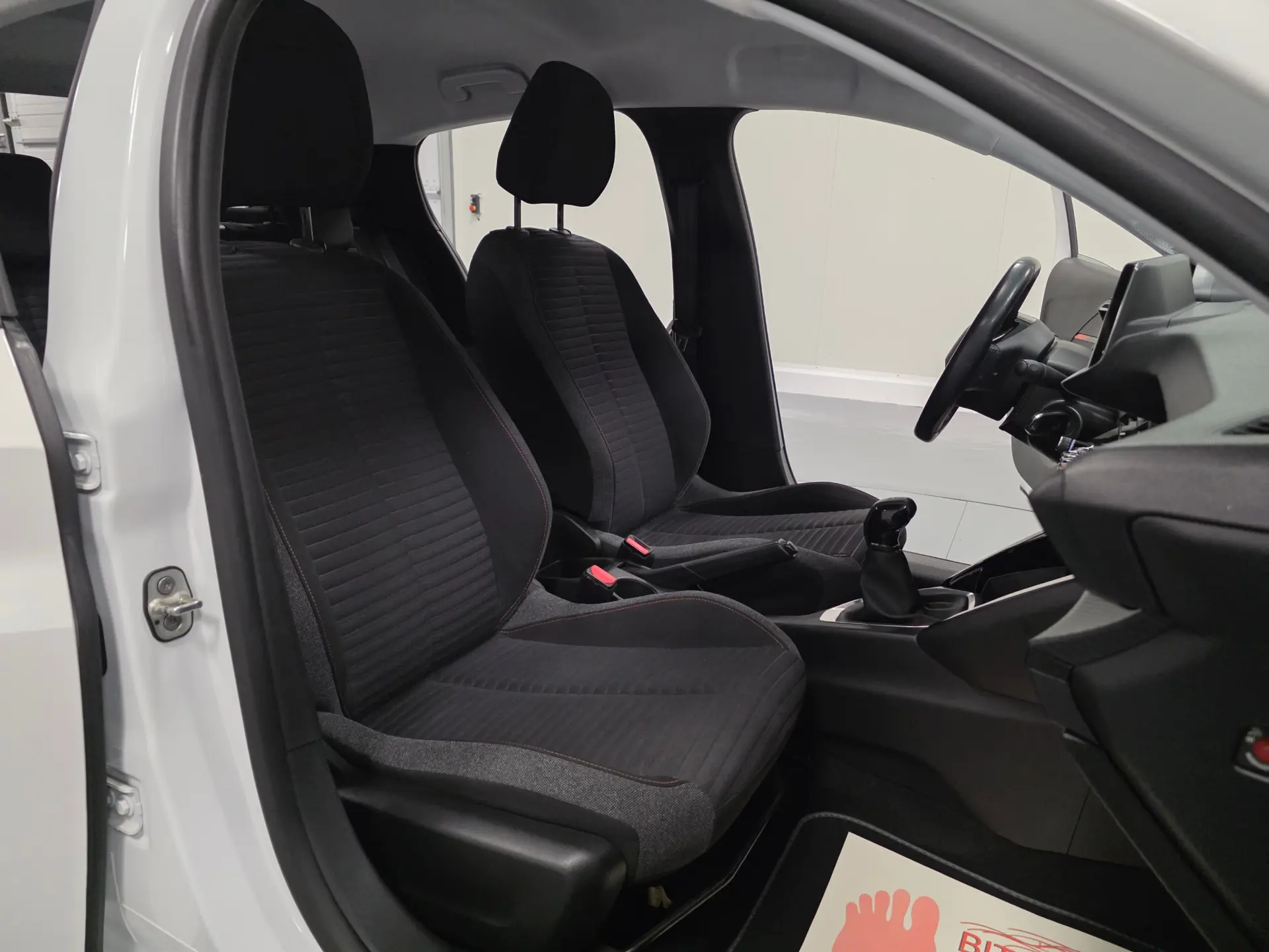 Peugeot 208 1.2 ACTIVE 84
