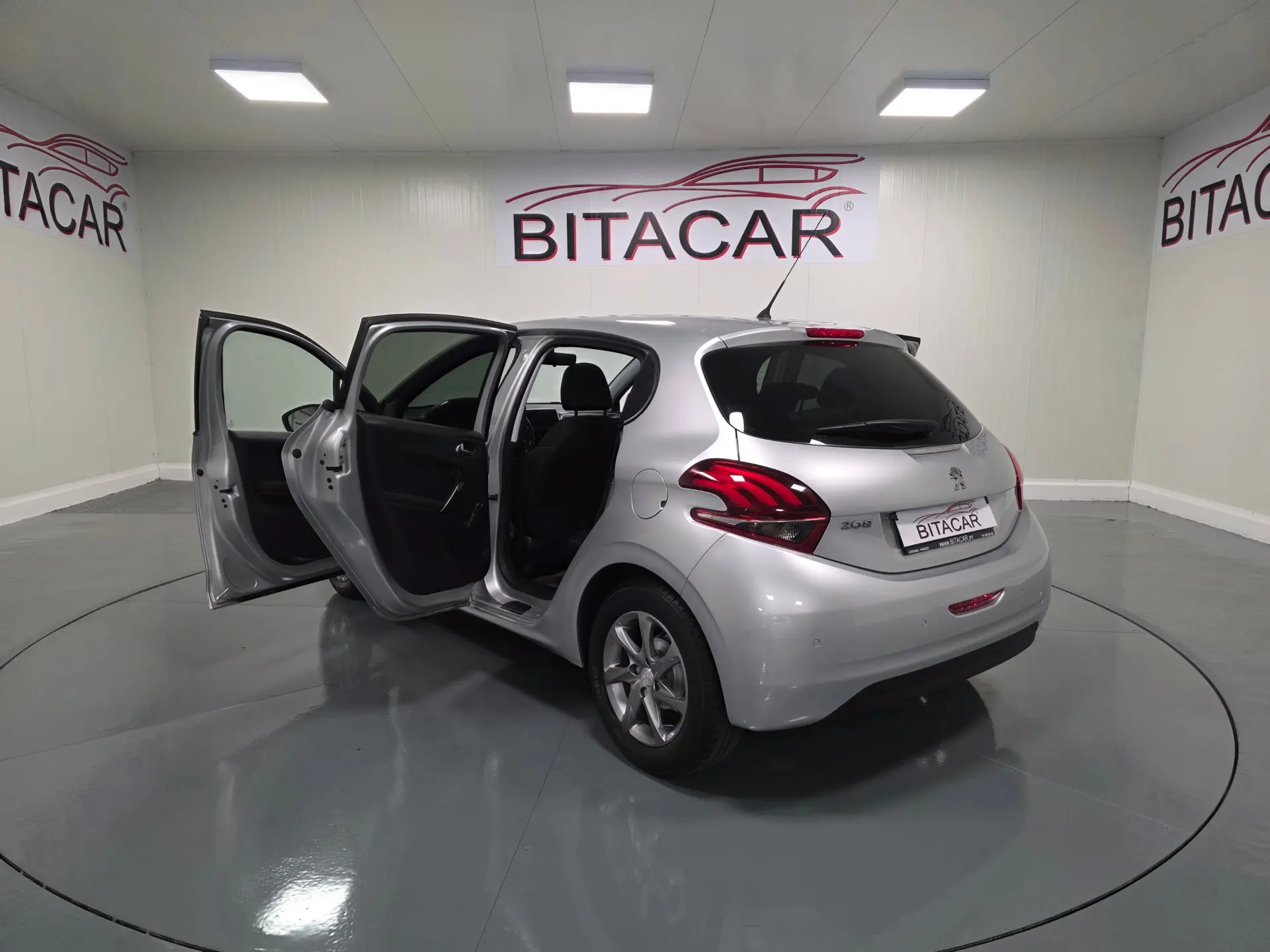 Peugeot 208 1.6 BlueHDi Active 4