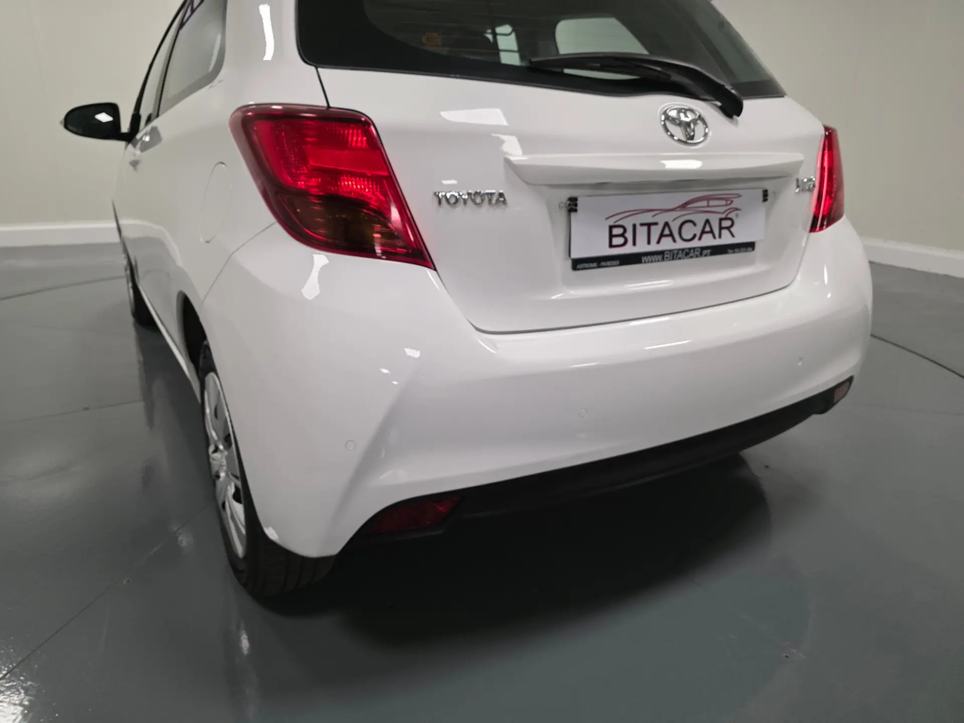 Toyota Yaris BIZZ 1.4 D-4D 90CV IVA DEDUTIVEL 30