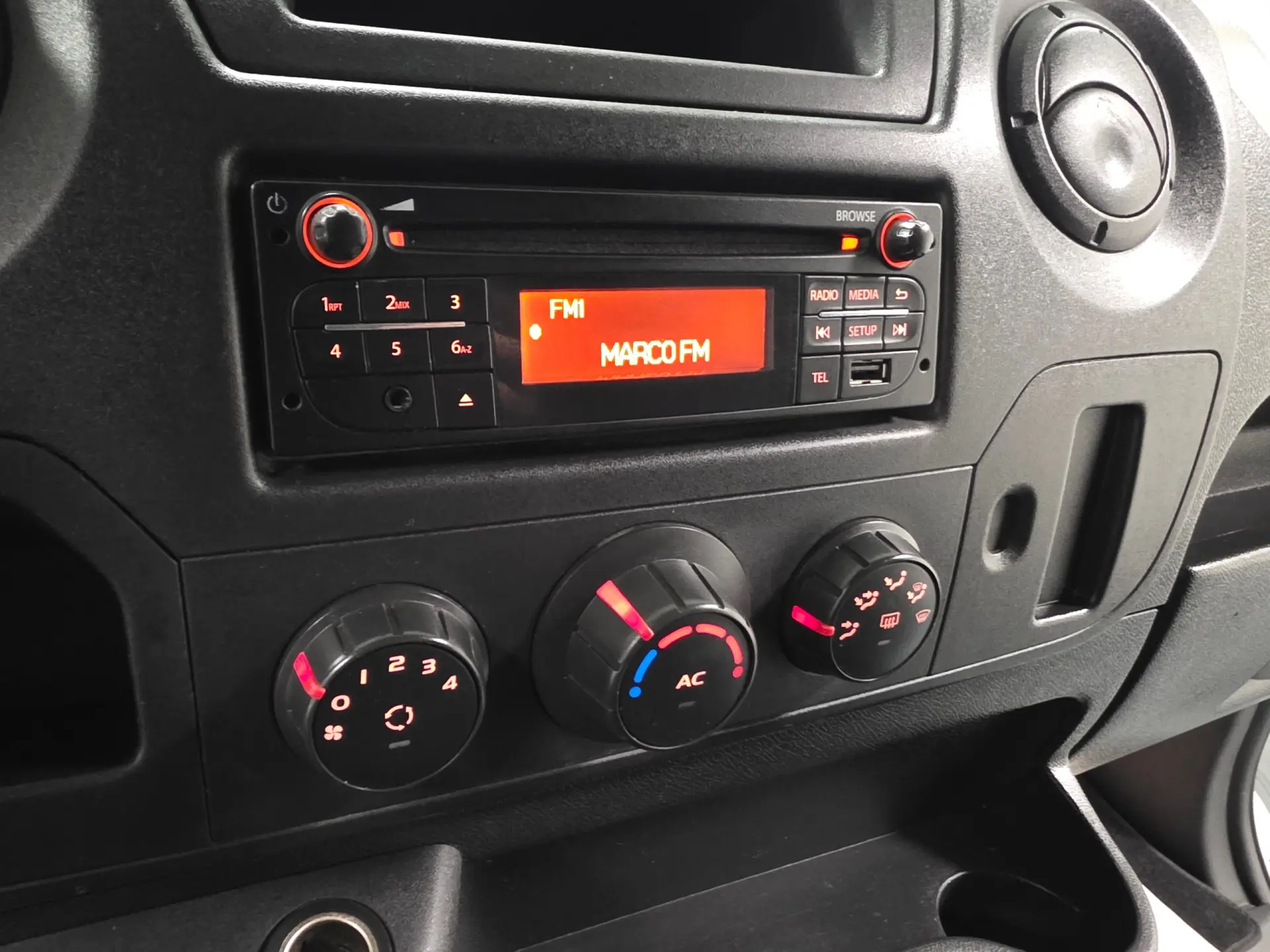 Renault Master 2.3 dCi L2H2 3.5T 78