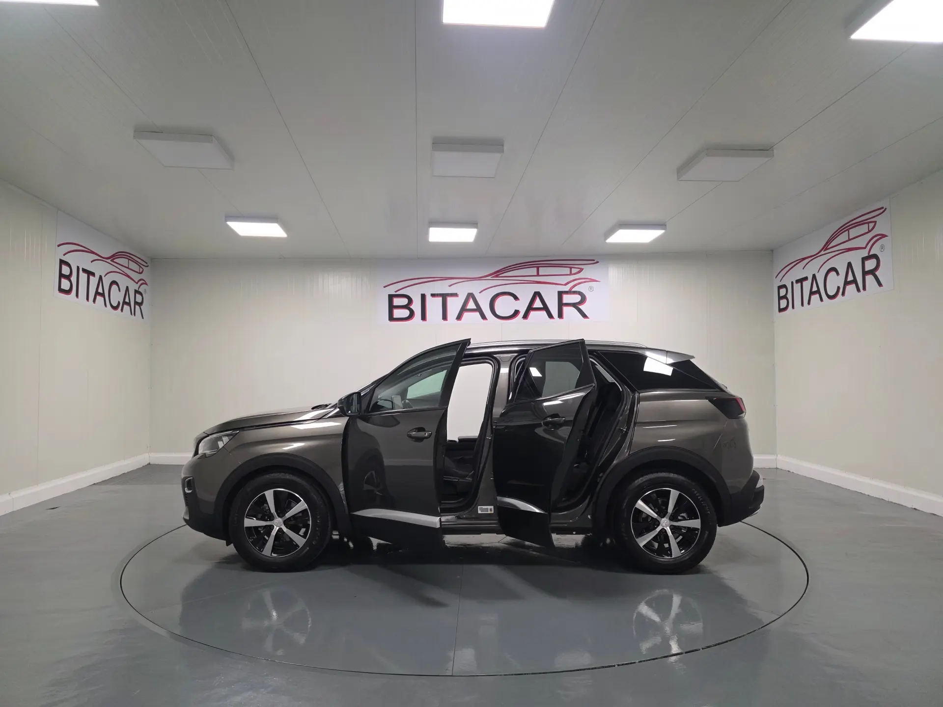 Peugeot 3008 1.5 BLUEHDI ACTIVE 31
