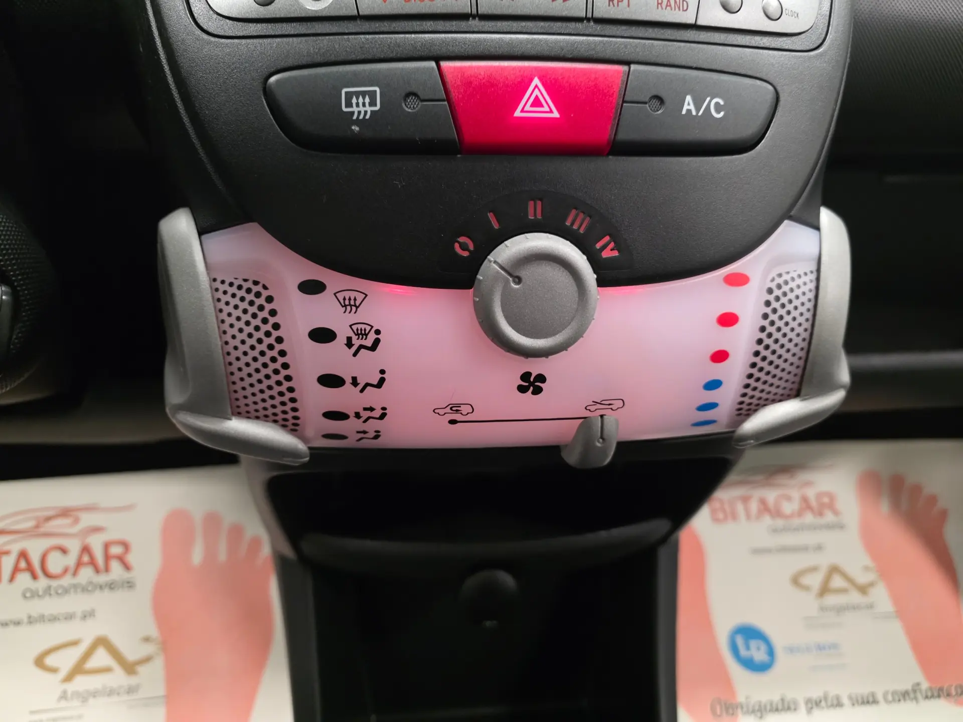 Citroen C1 1.0  Attraction 9