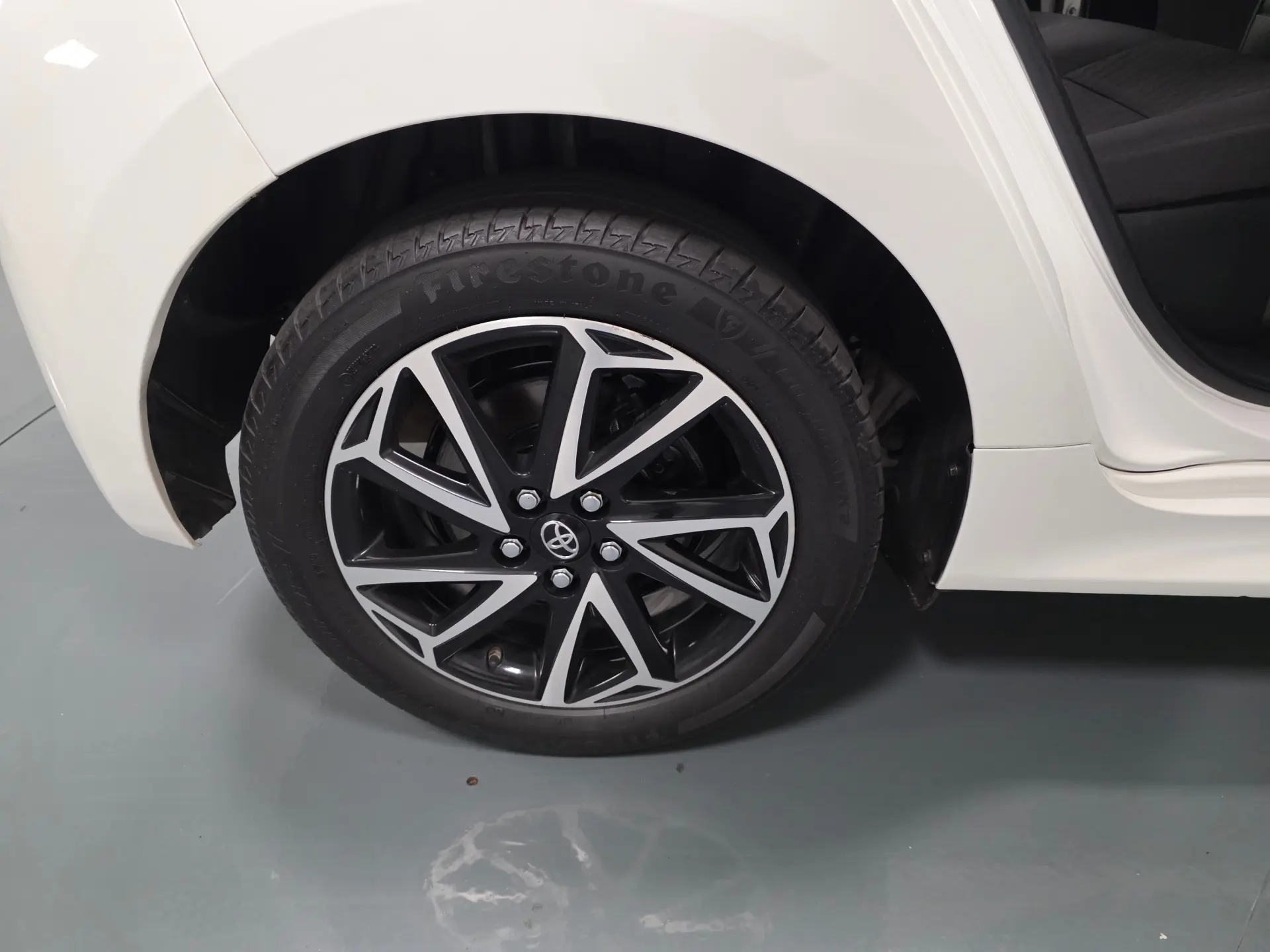 Toyota Yaris 1.5 HDF EXCLUSIVE 70