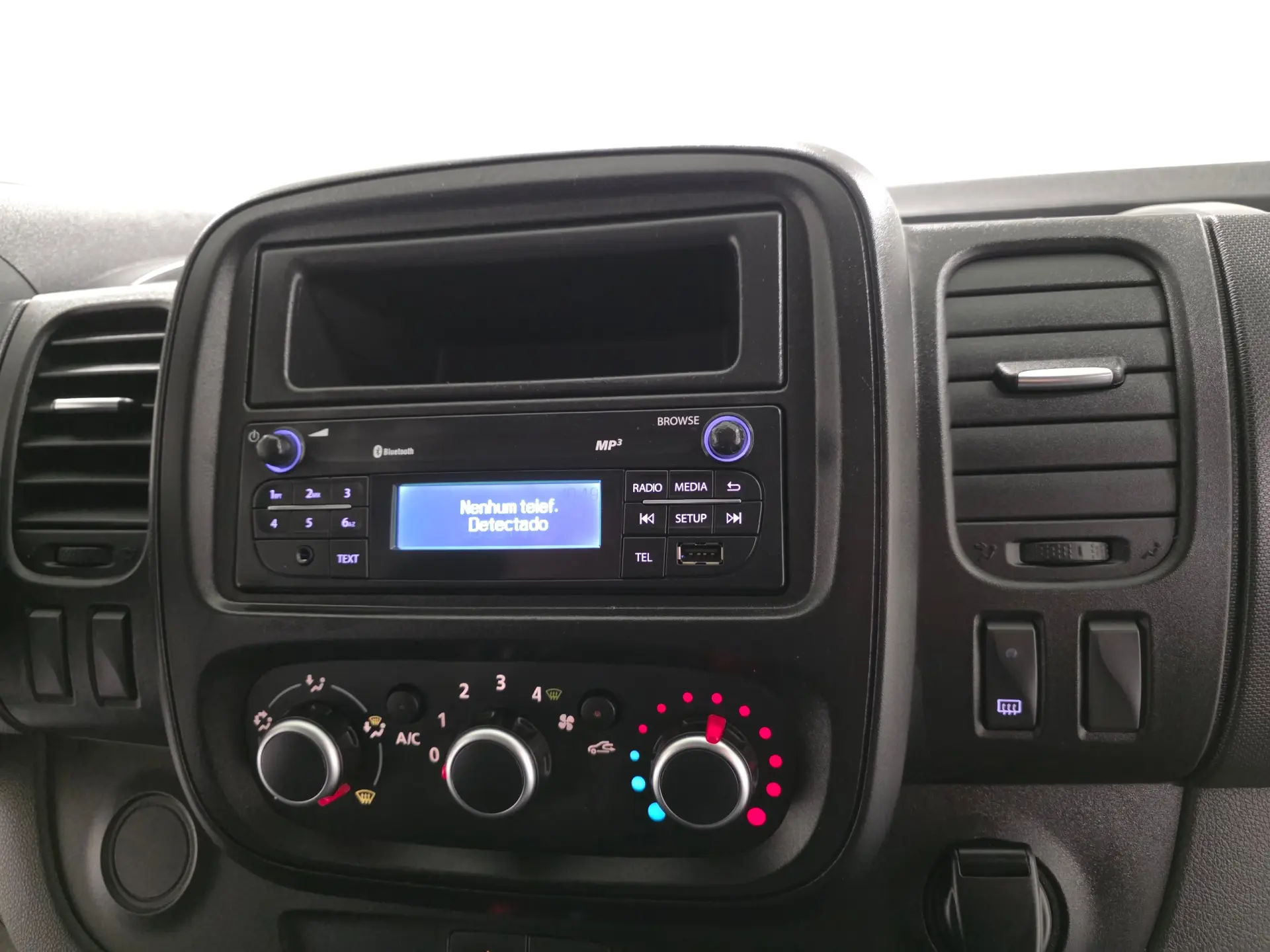 Renault Trafic 2.0 DCI L1H1 120CV IVA DEDUTIVEL 76