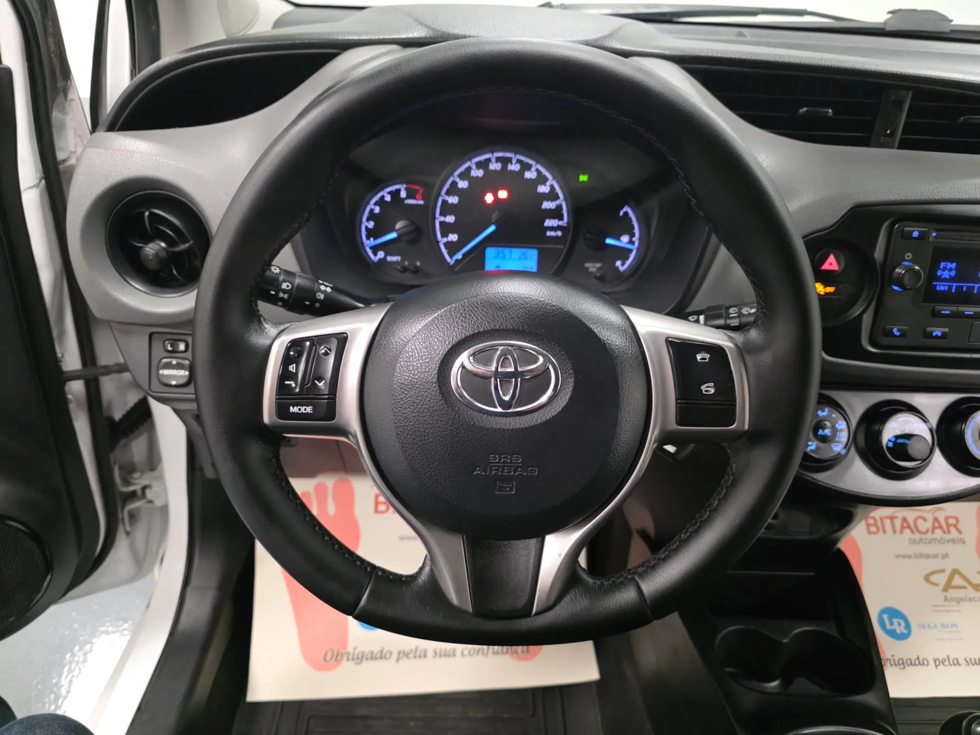 Toyota Yaris BIZZ 1.4 D-4D 90CV IVA DEDUTIVEL 11