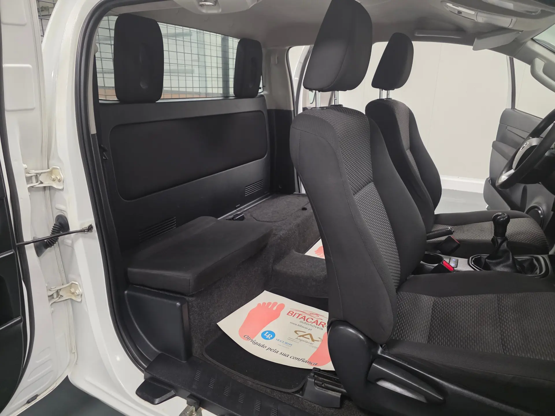 Toyota Hilux 2.4 D-4D 2WD CD 11