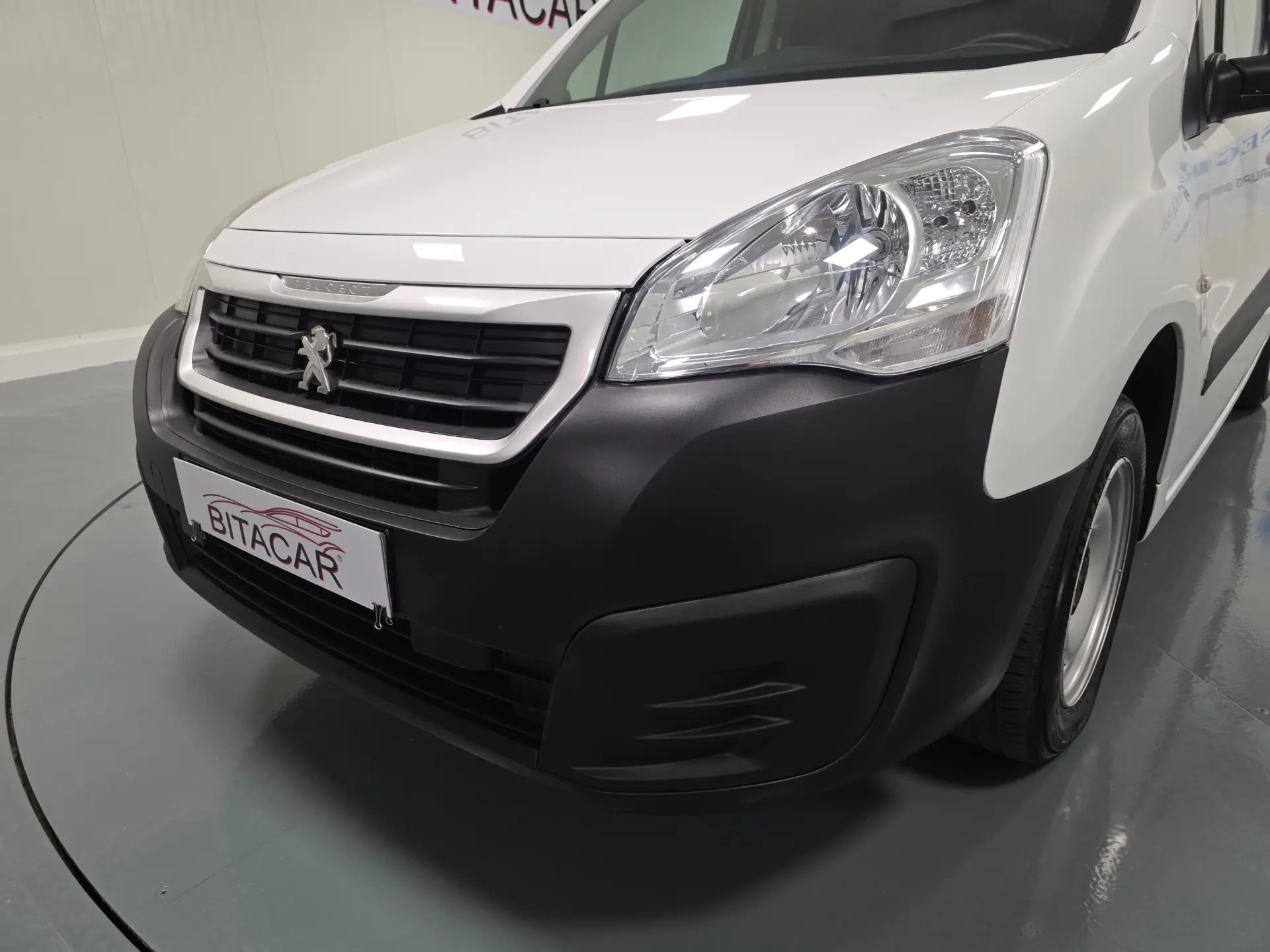 Peugeot Partner 1.6 HDI L1 PACK CD CLIM 9