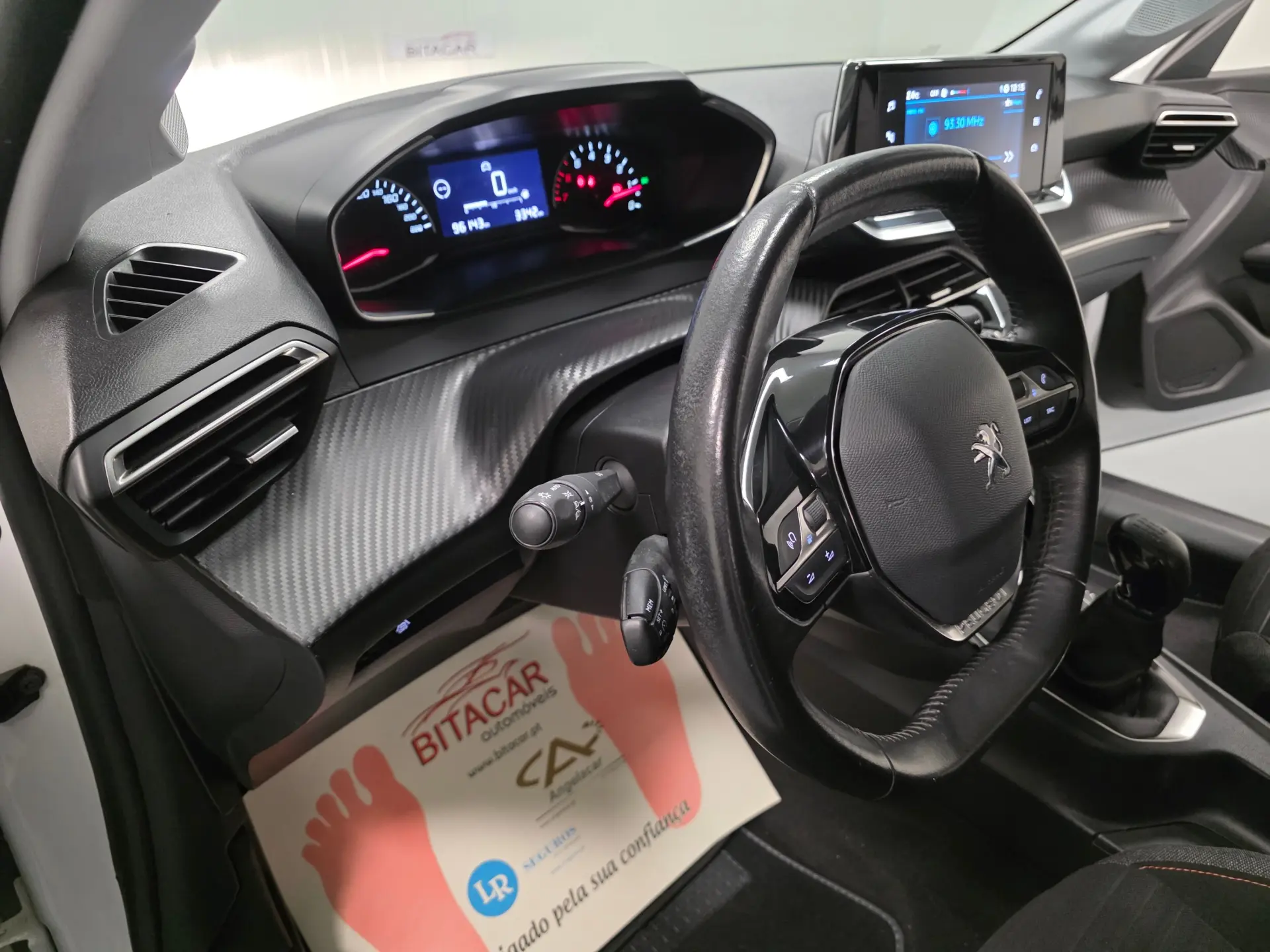 Peugeot 208 1.2 ACTIVE 100